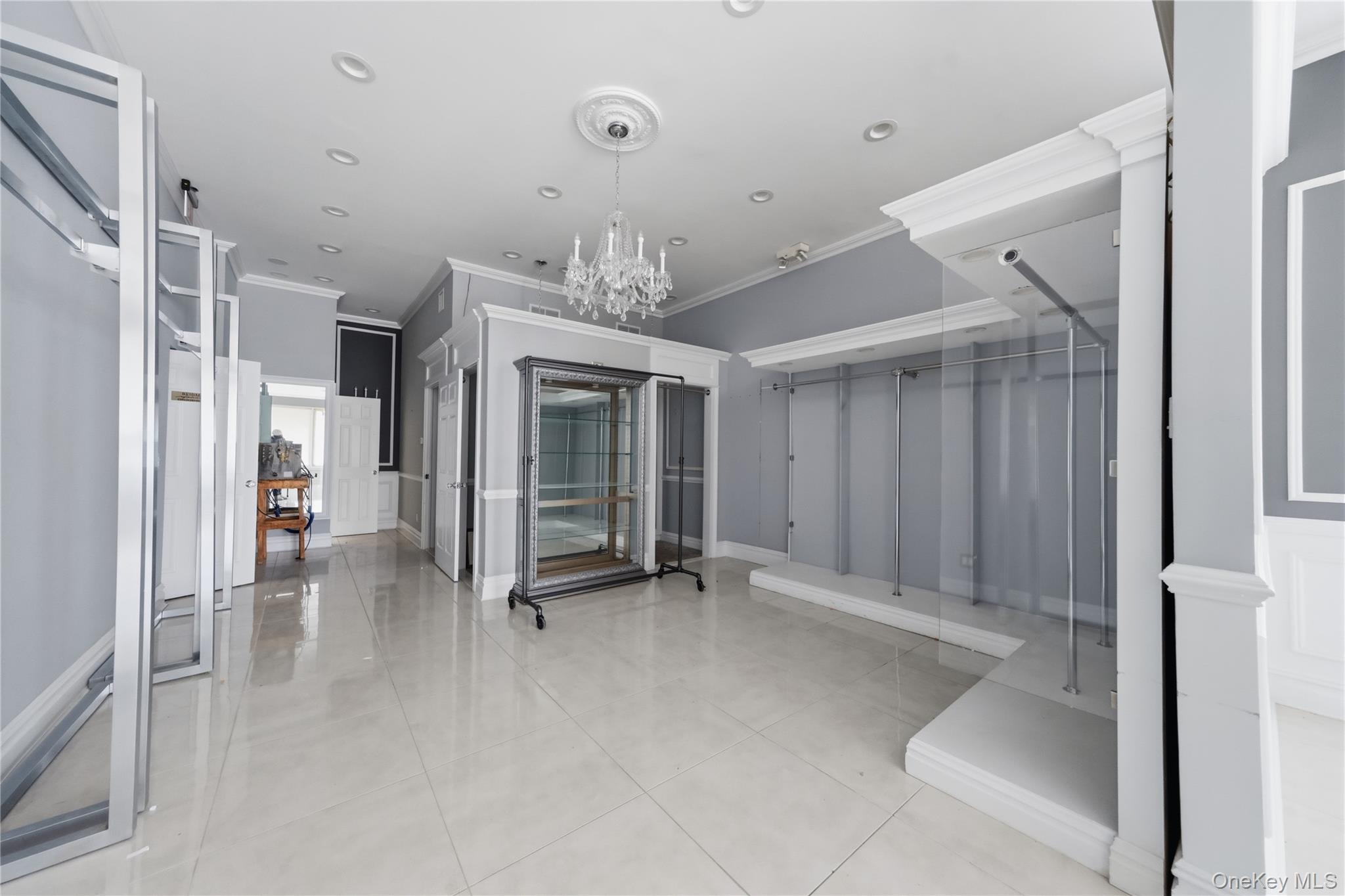 9 Central Avenue