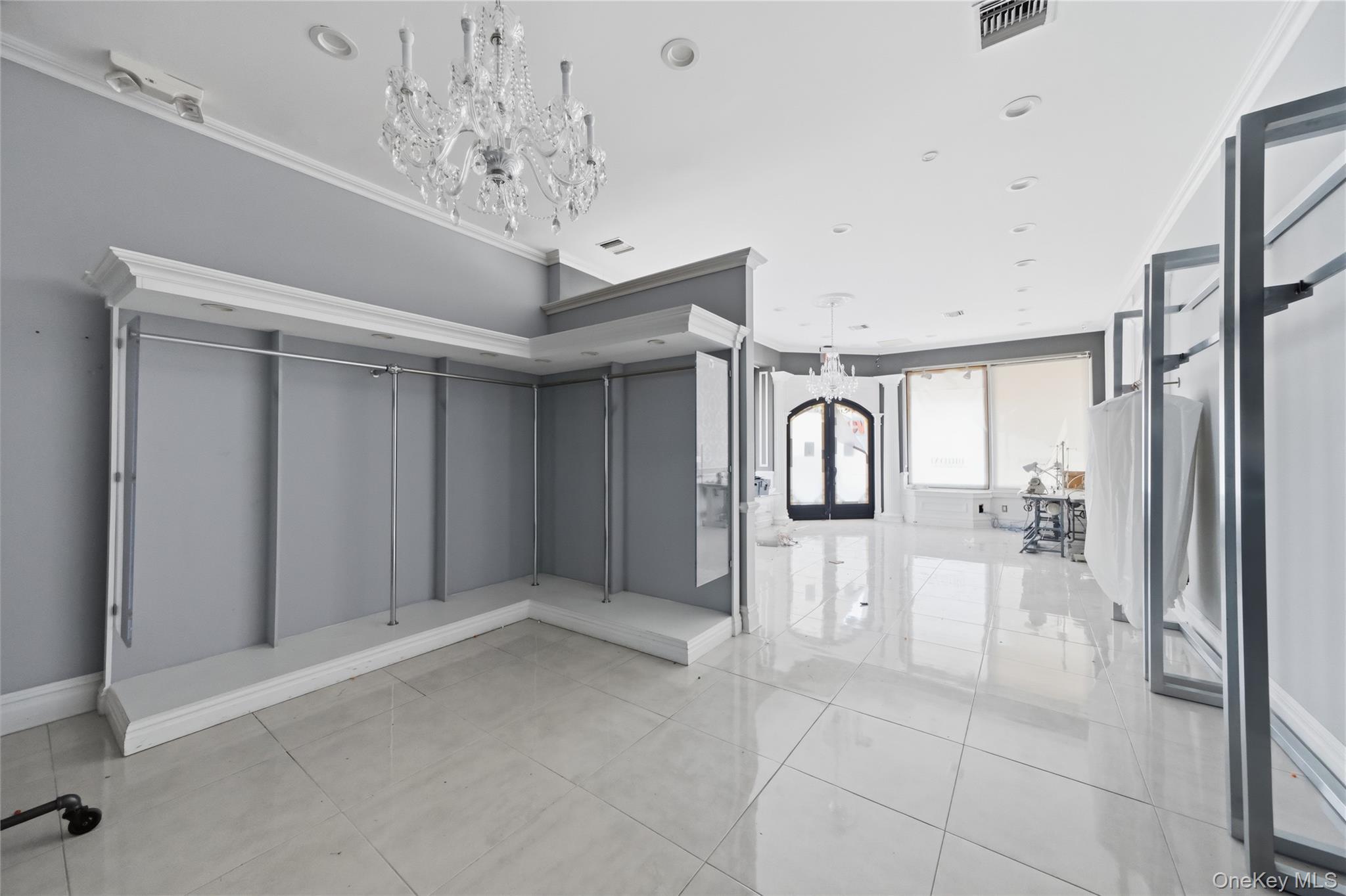 9 Central Avenue