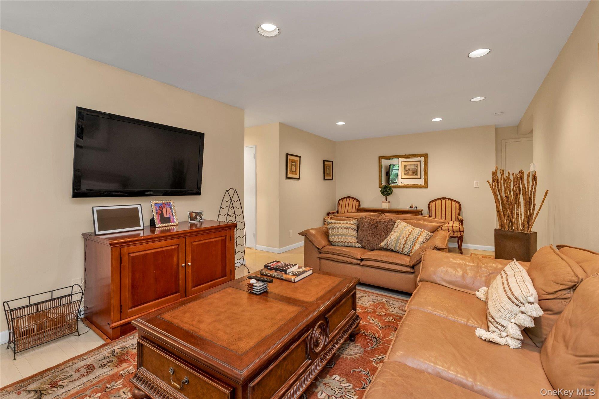 25 Canterbury Road Unit: 1F