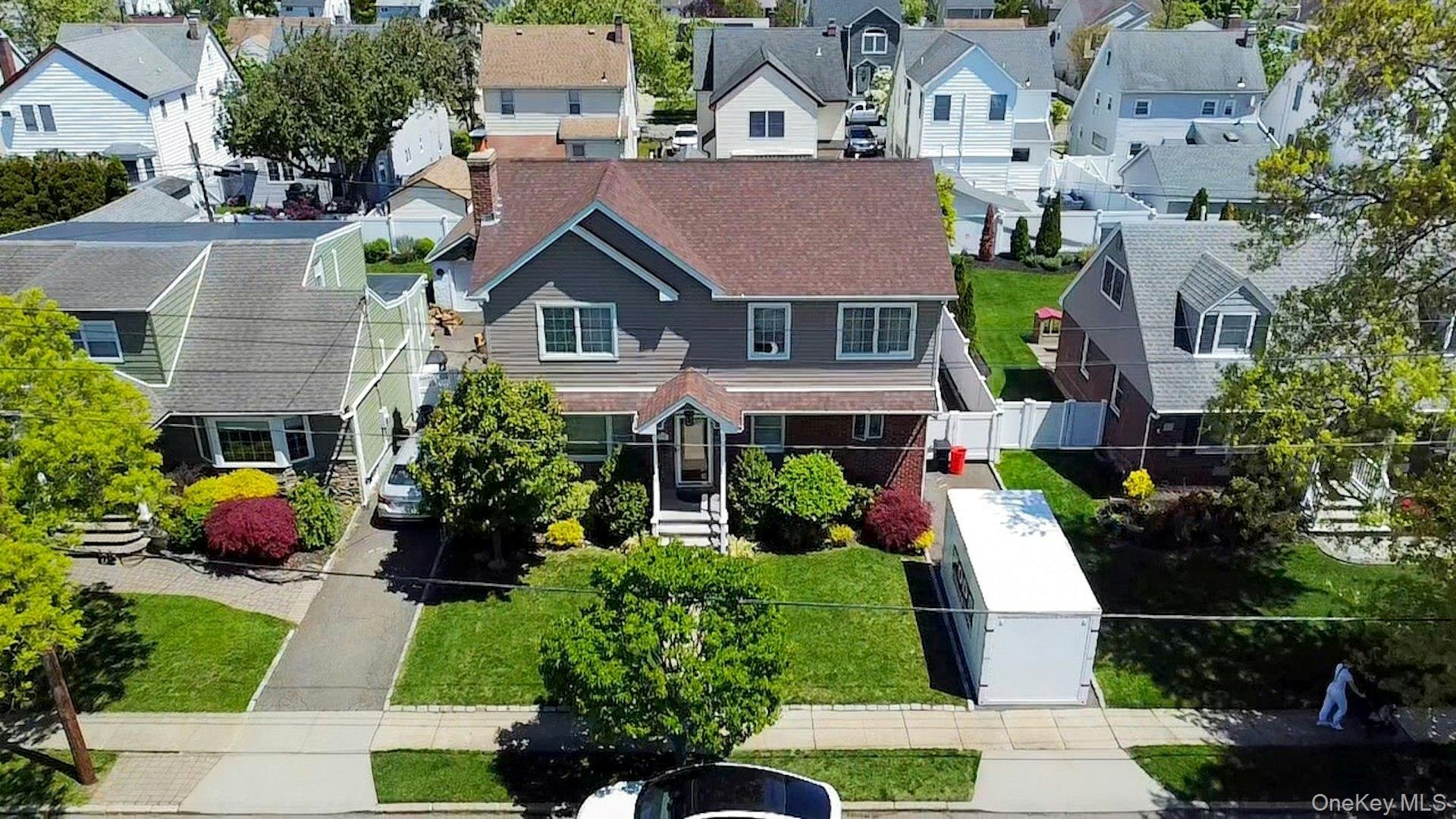 233 Collins Avenue