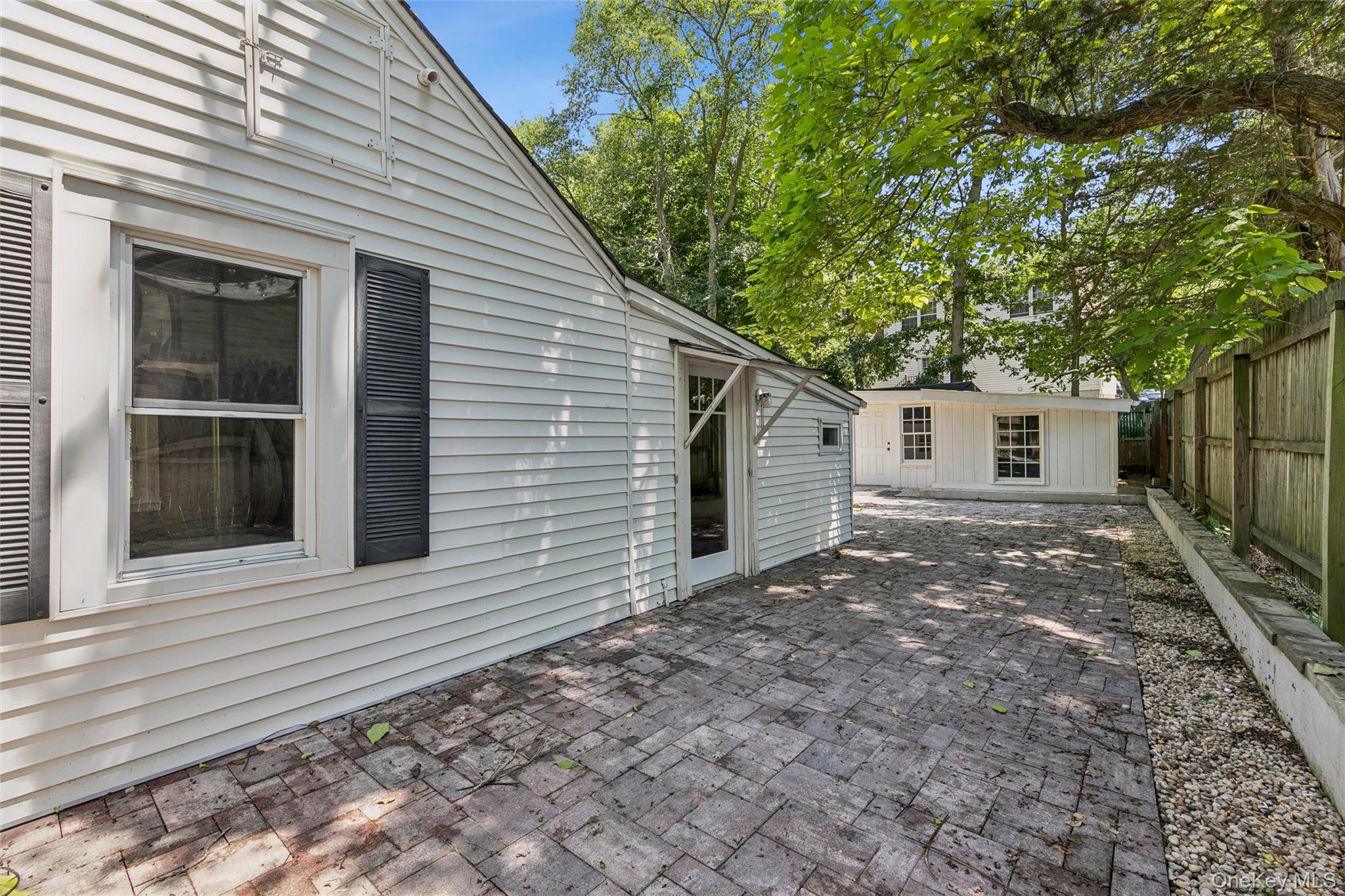 26 Flanders Boulevard