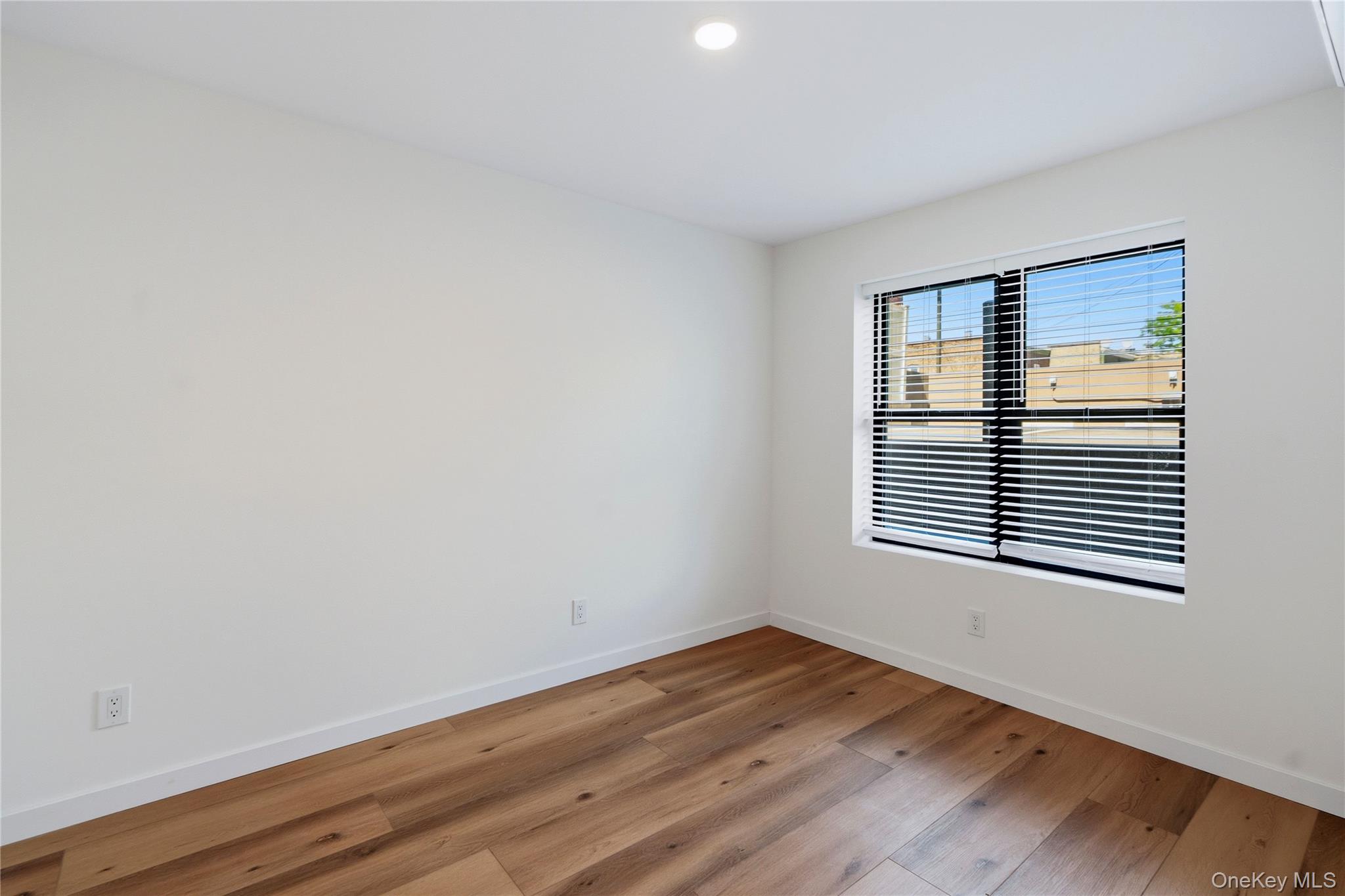 6249 60th Street Unit: 1