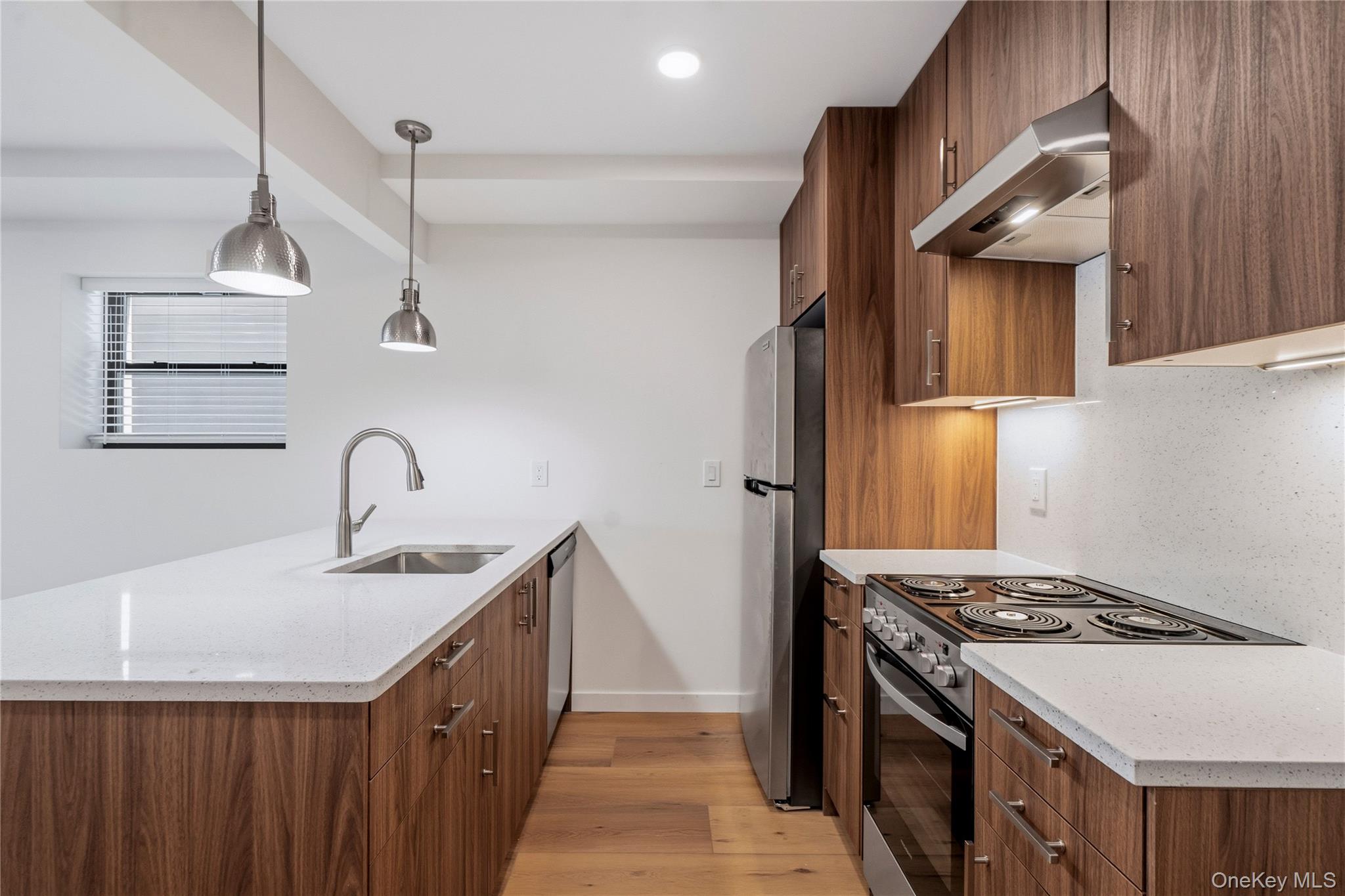 6249 60th Street Unit: 1