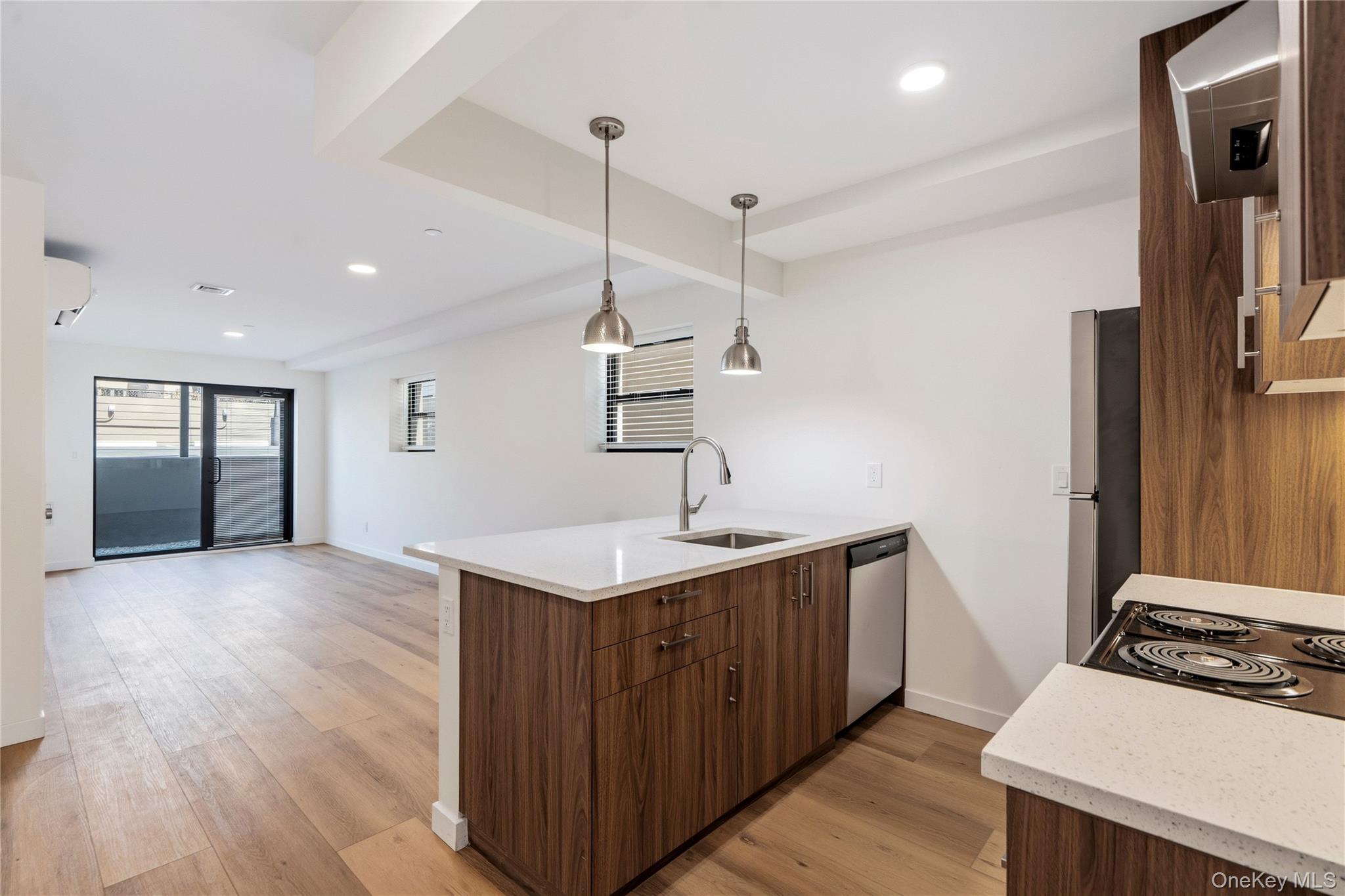 6249 60th Street Unit: 1