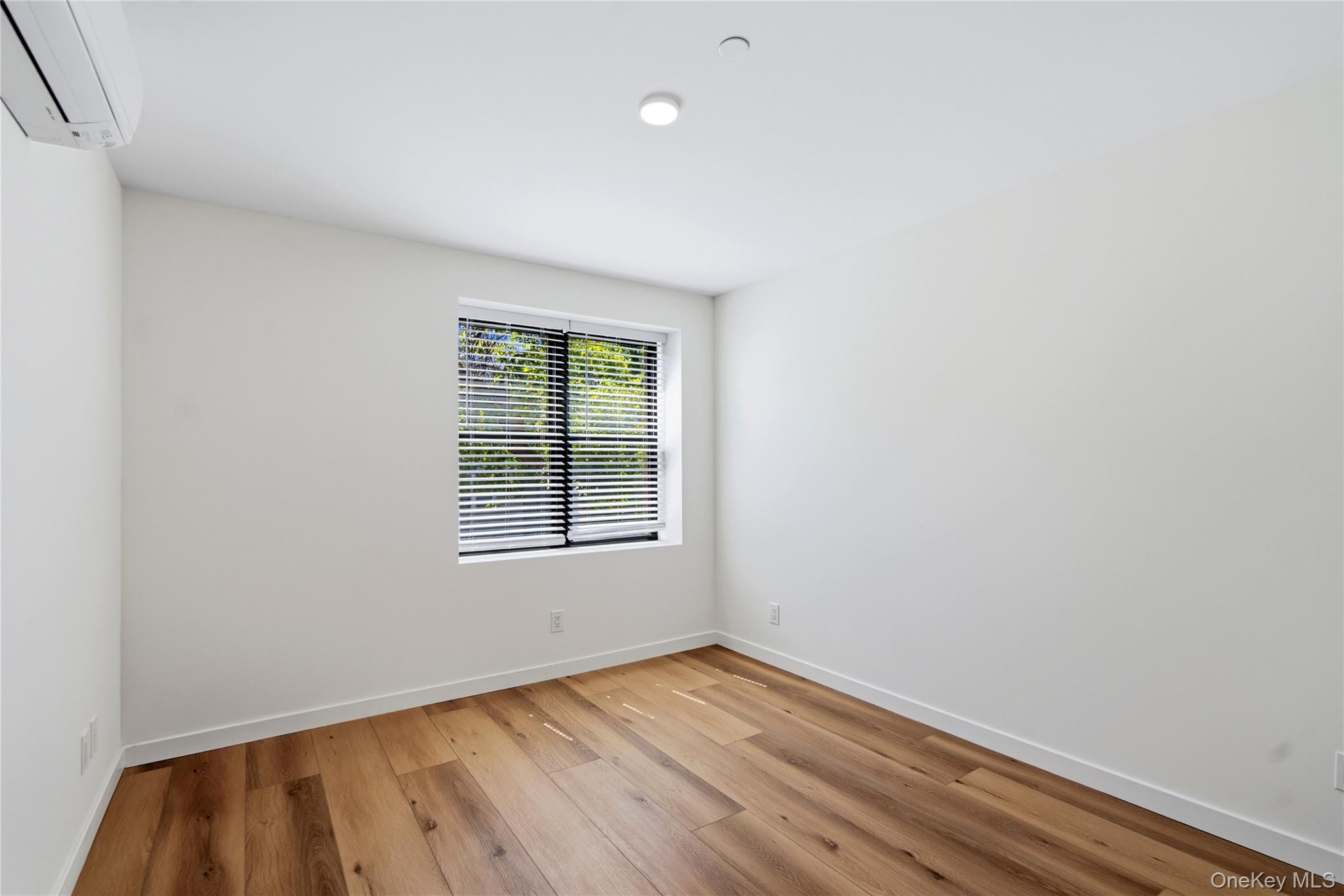 6249 60th Street Unit: 2 and 3