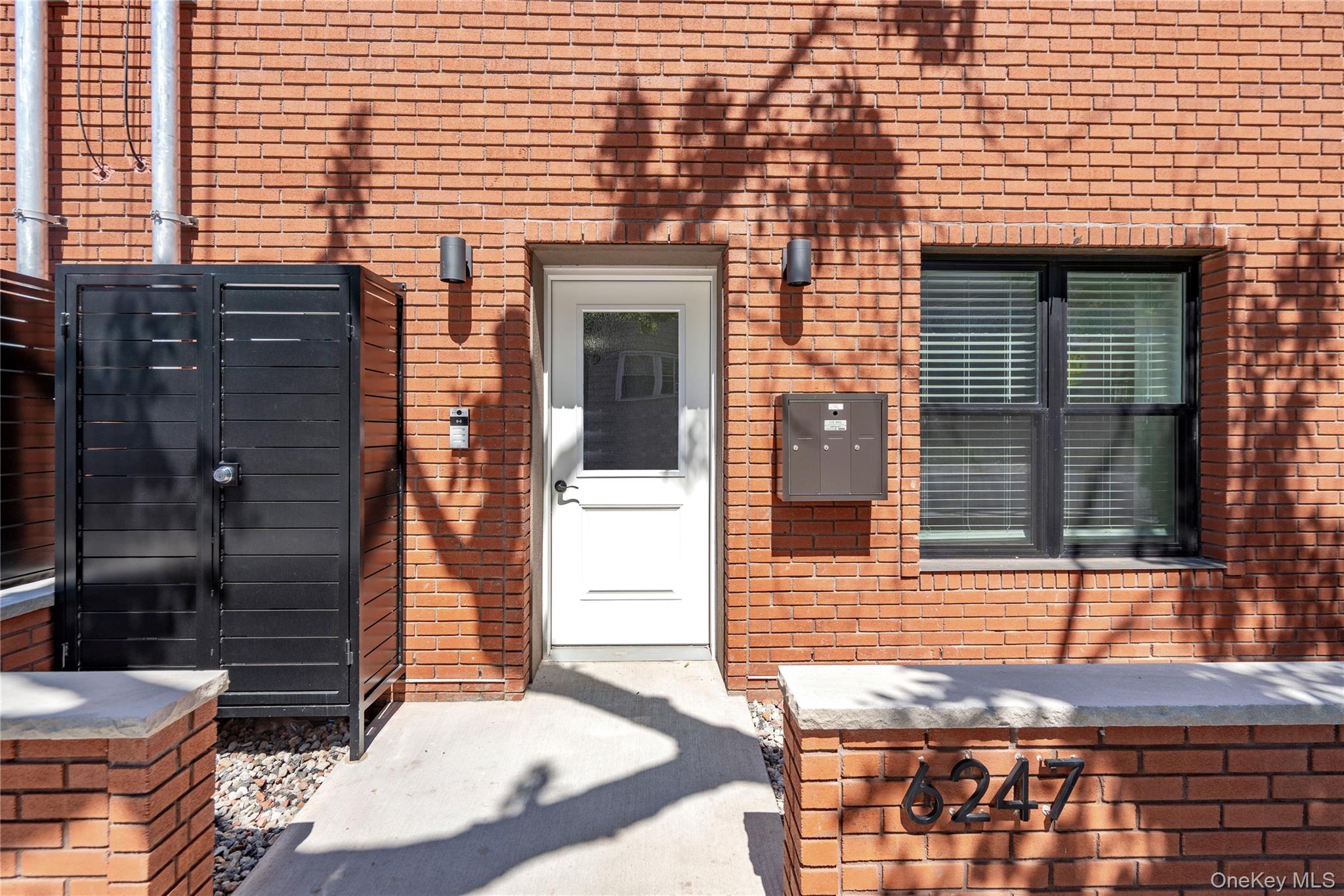 6249 60th Street Unit: 2 and 3