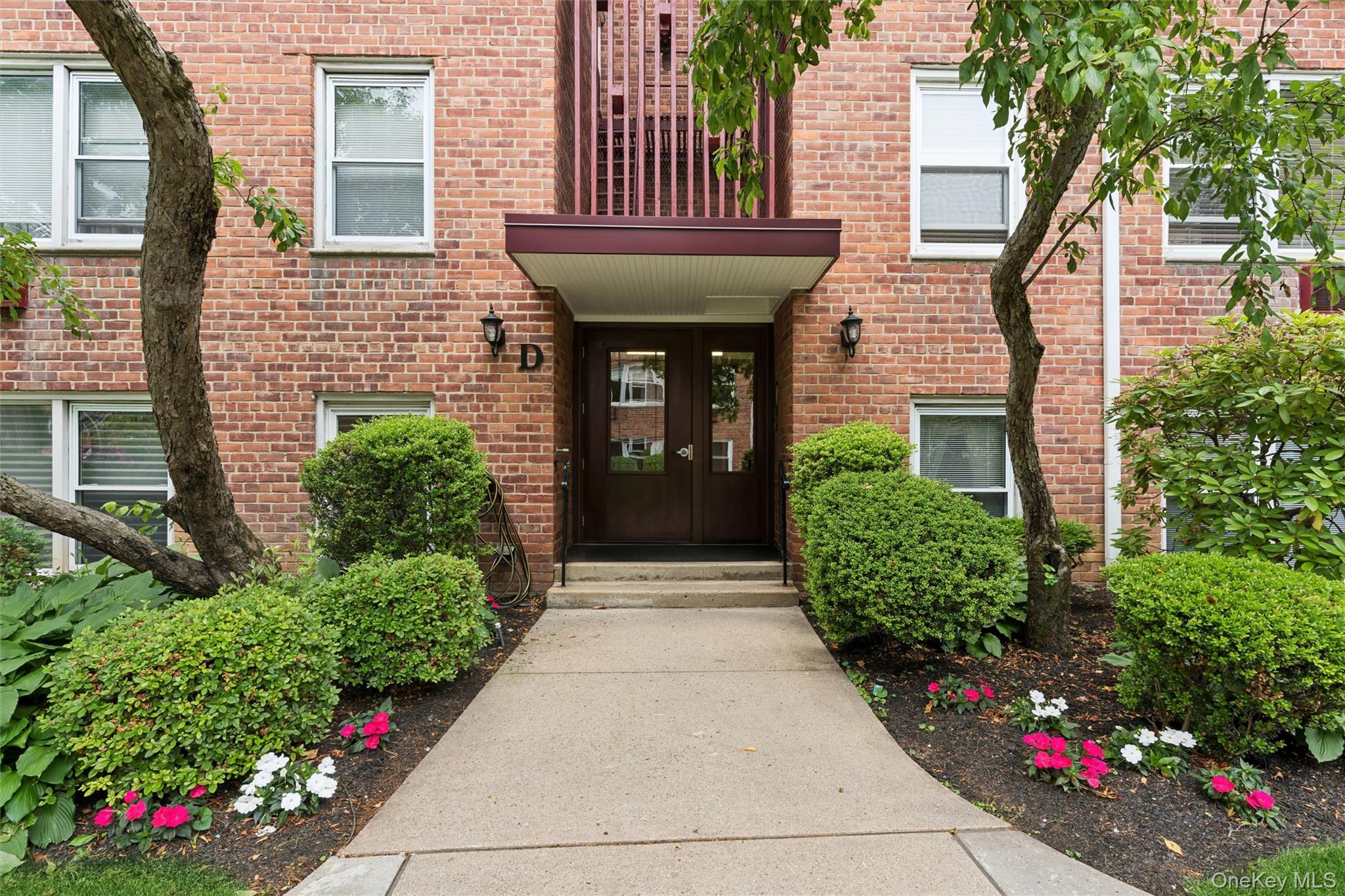 61 Maine Avenue Unit: D12