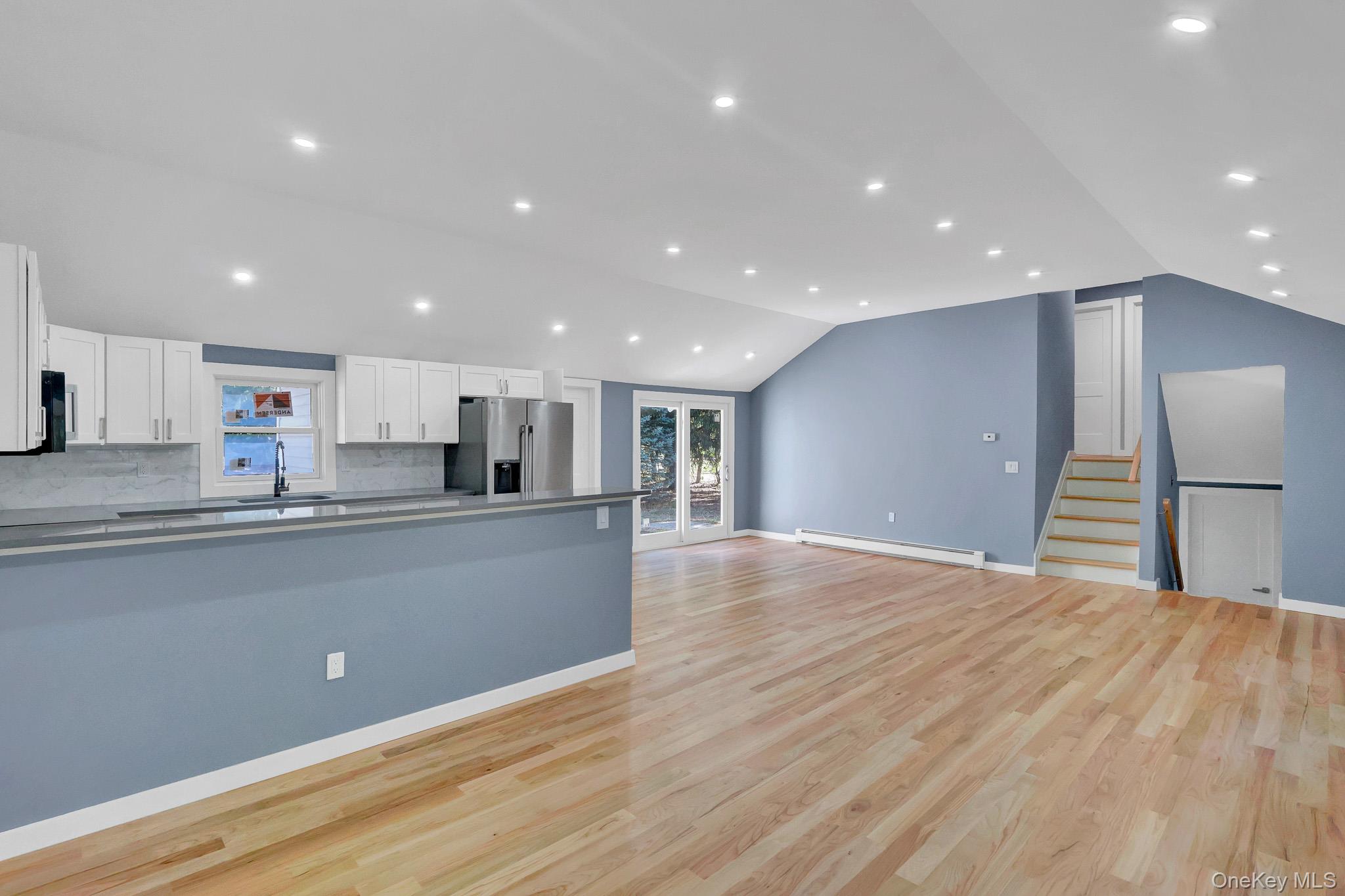 85 Hawthorne Street