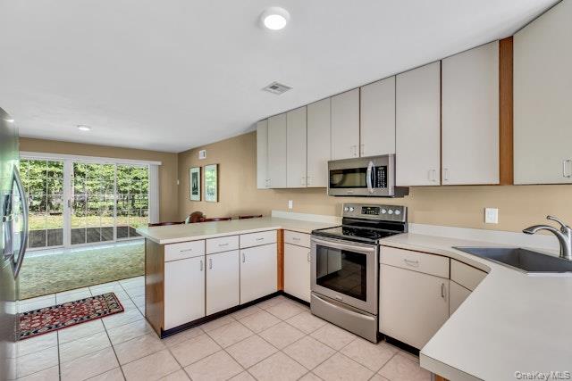 112 Dorado Court S
