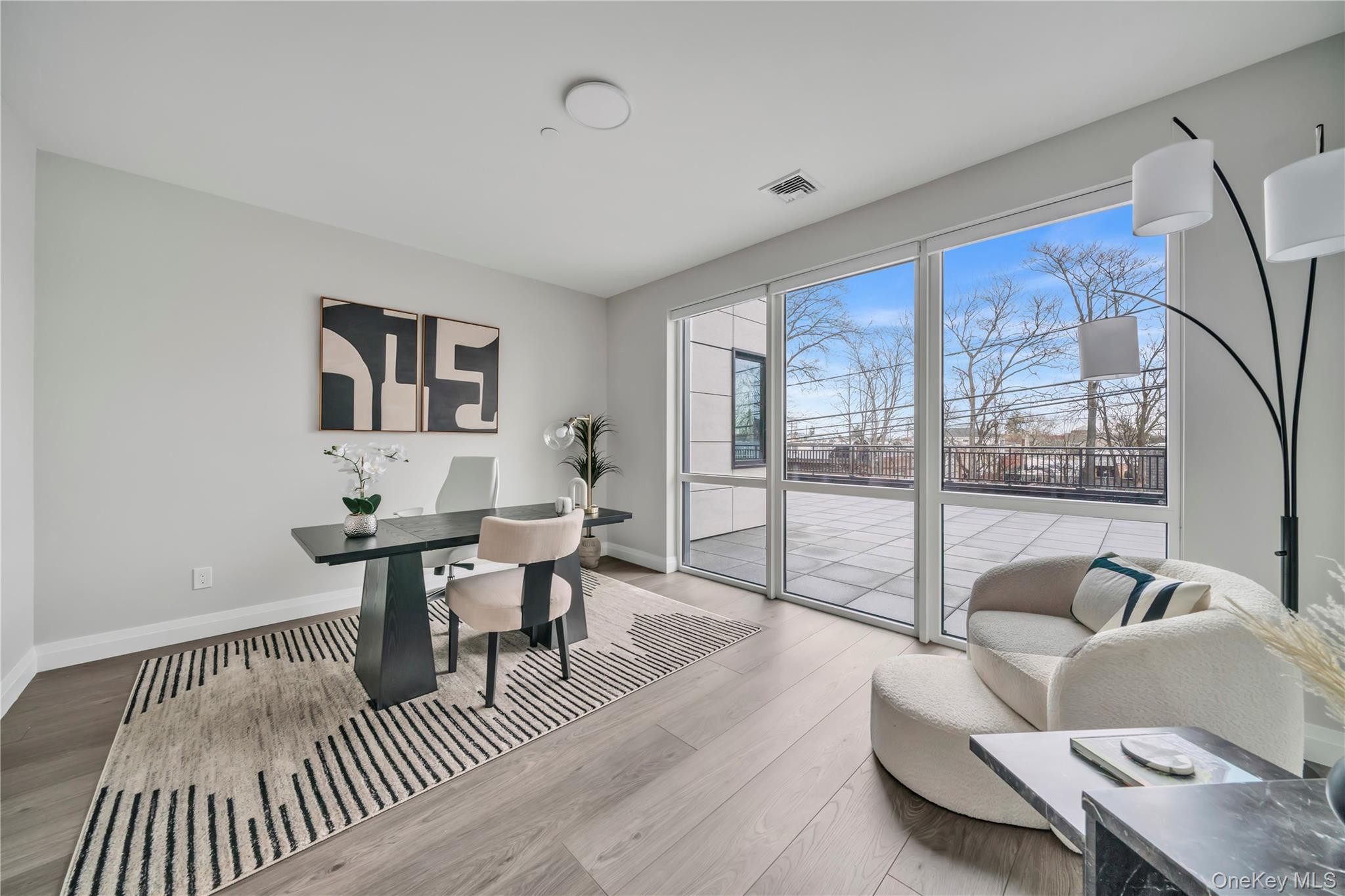 101 Searing Avenue Unit: 512