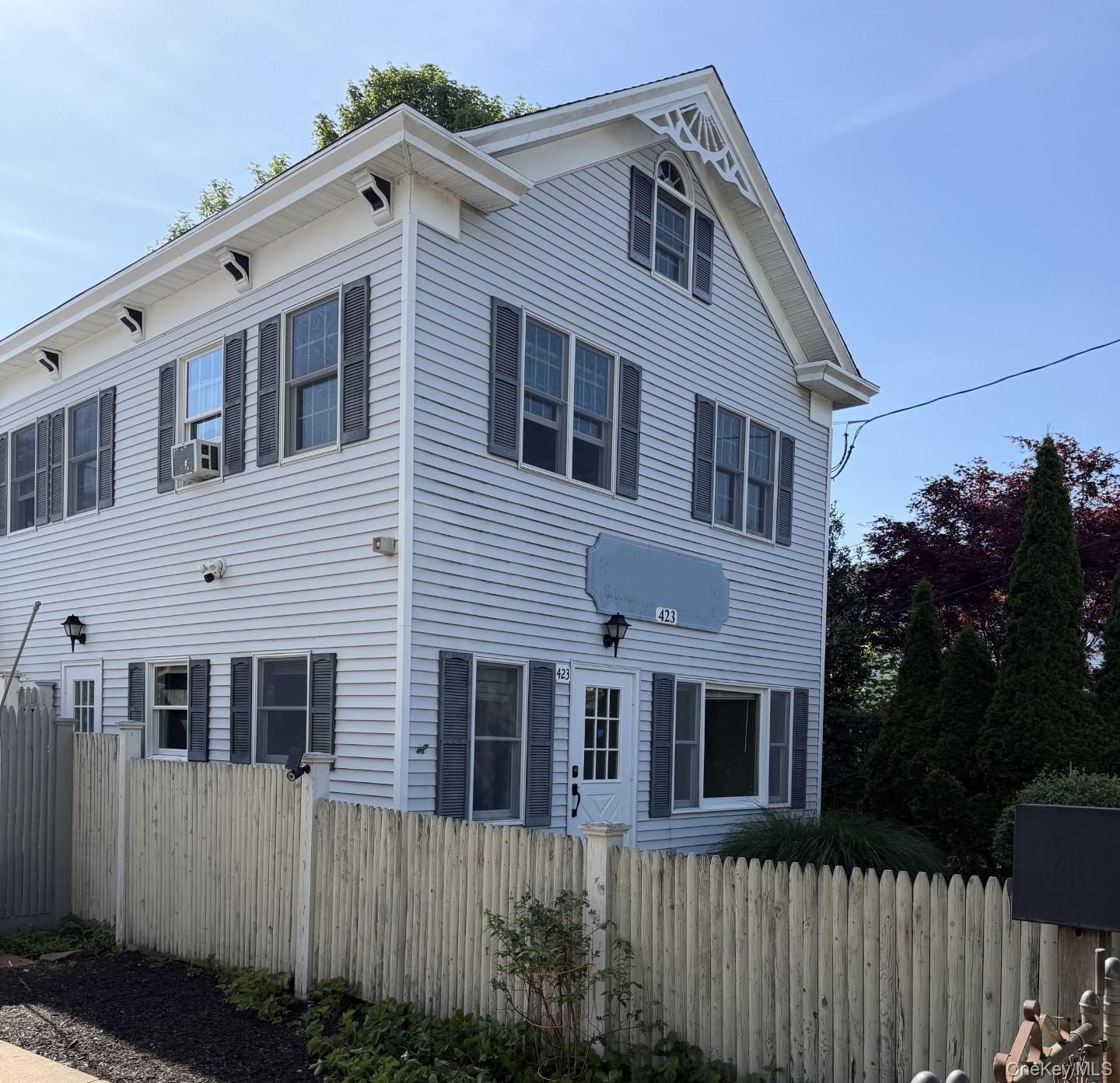 423 1st Street
