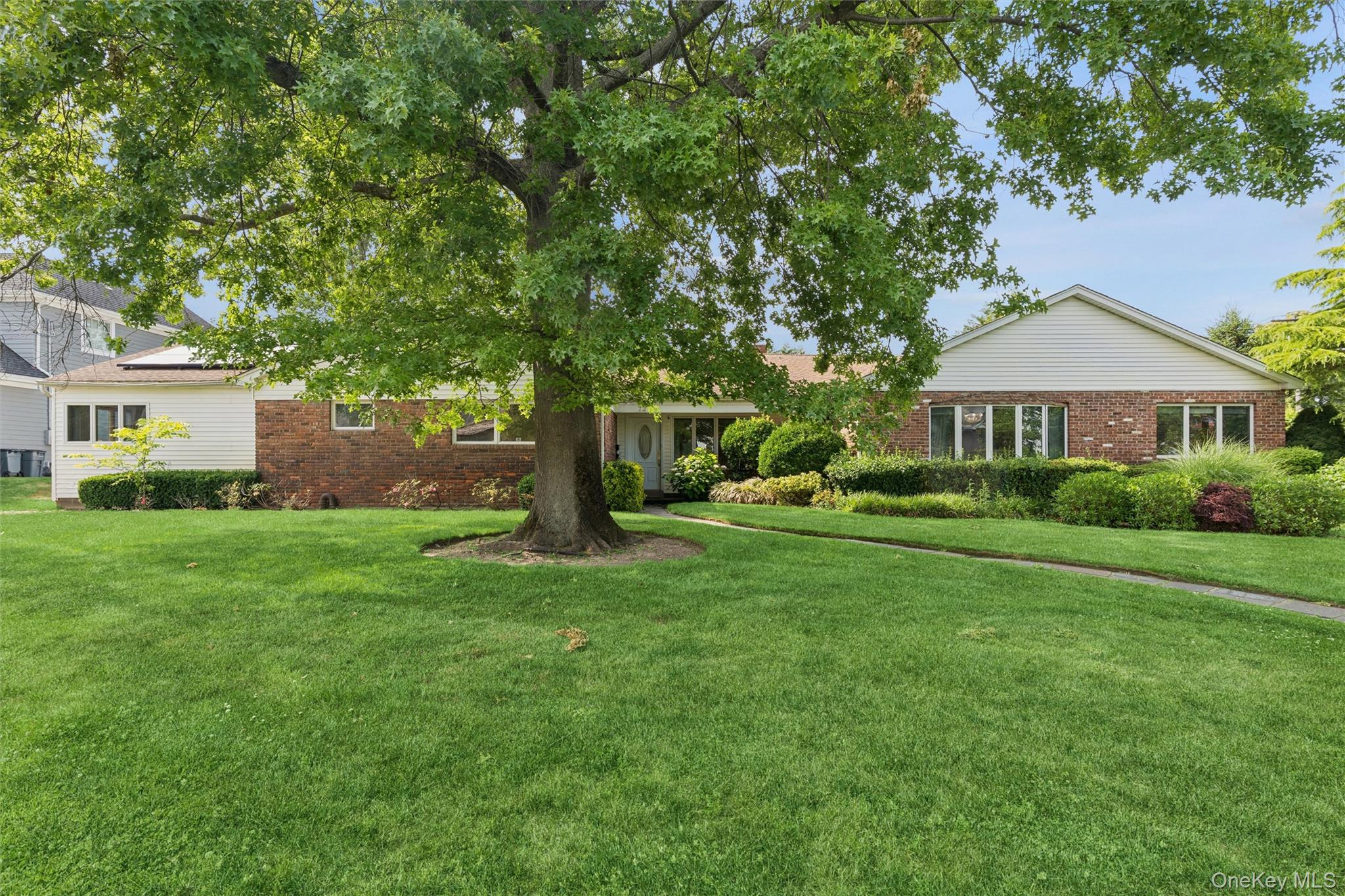 72 Lake End Road