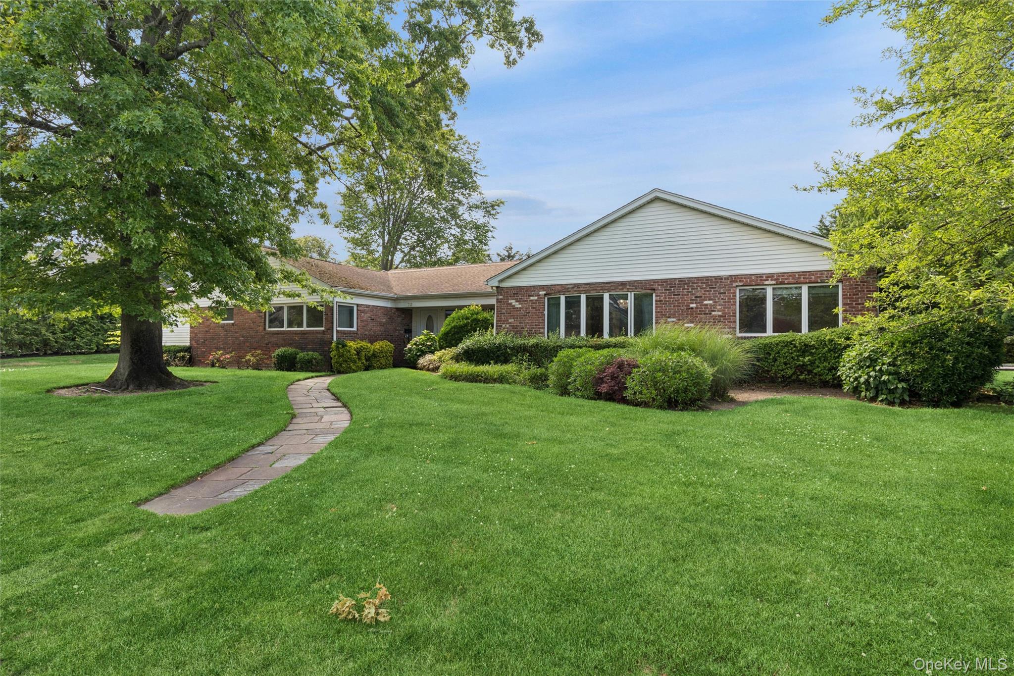 72 Lake End Road