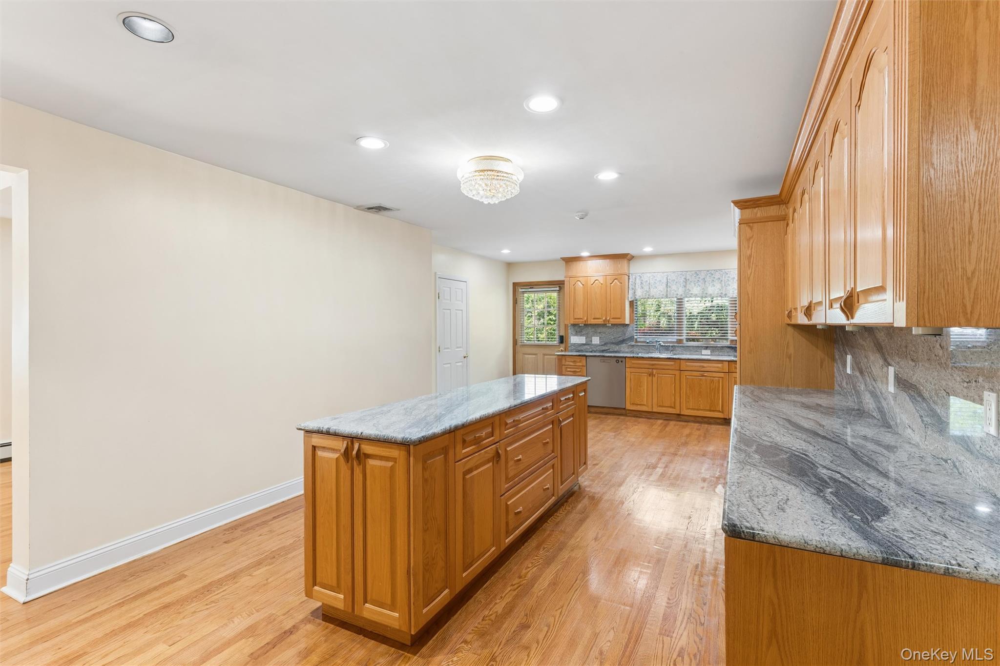 72 Lake End Road