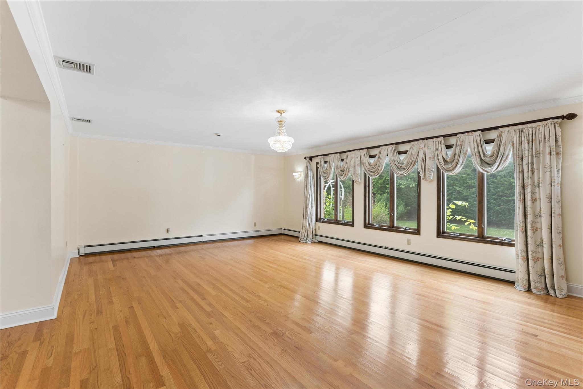 72 Lake End Road