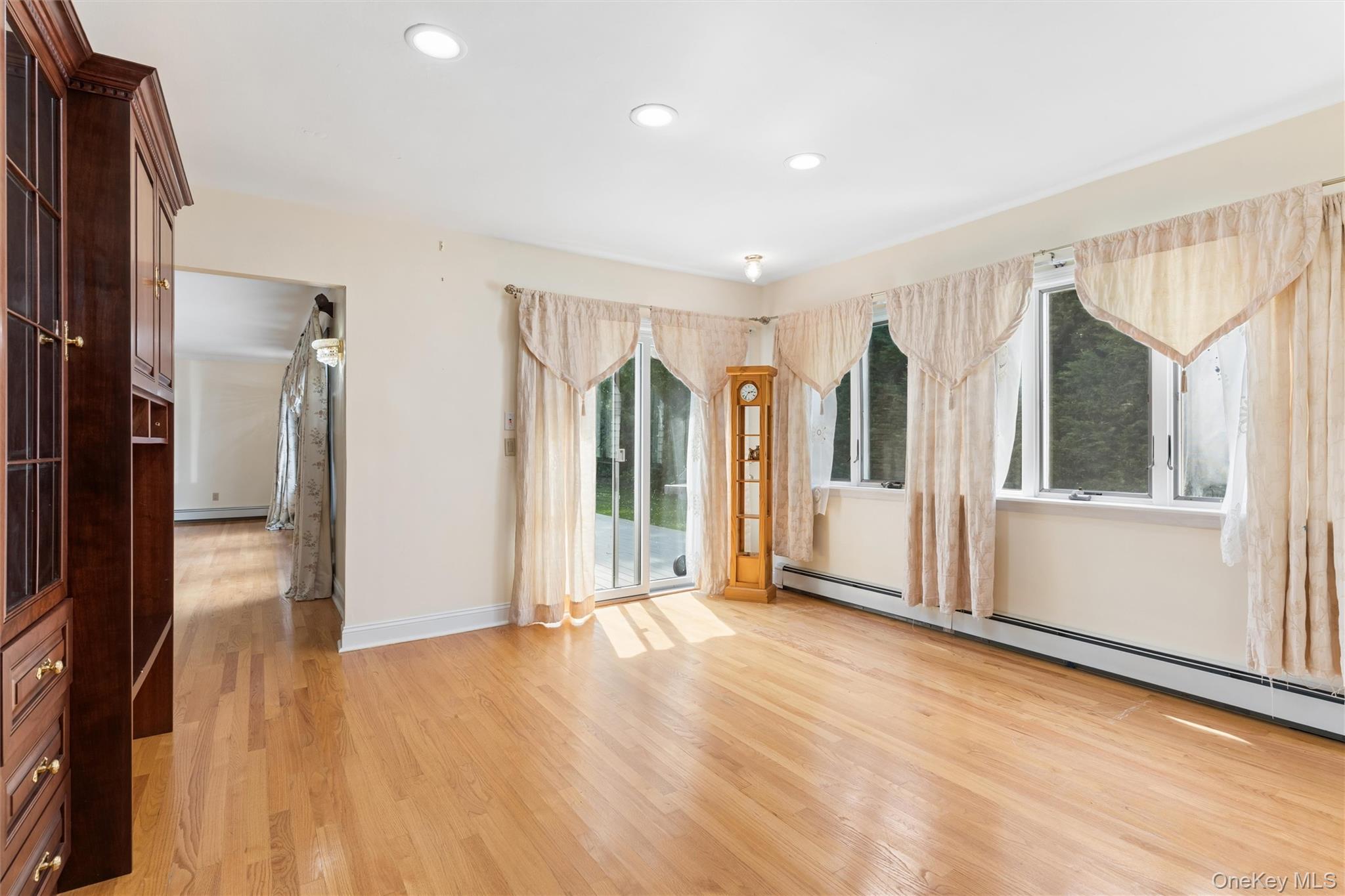 72 Lake End Road