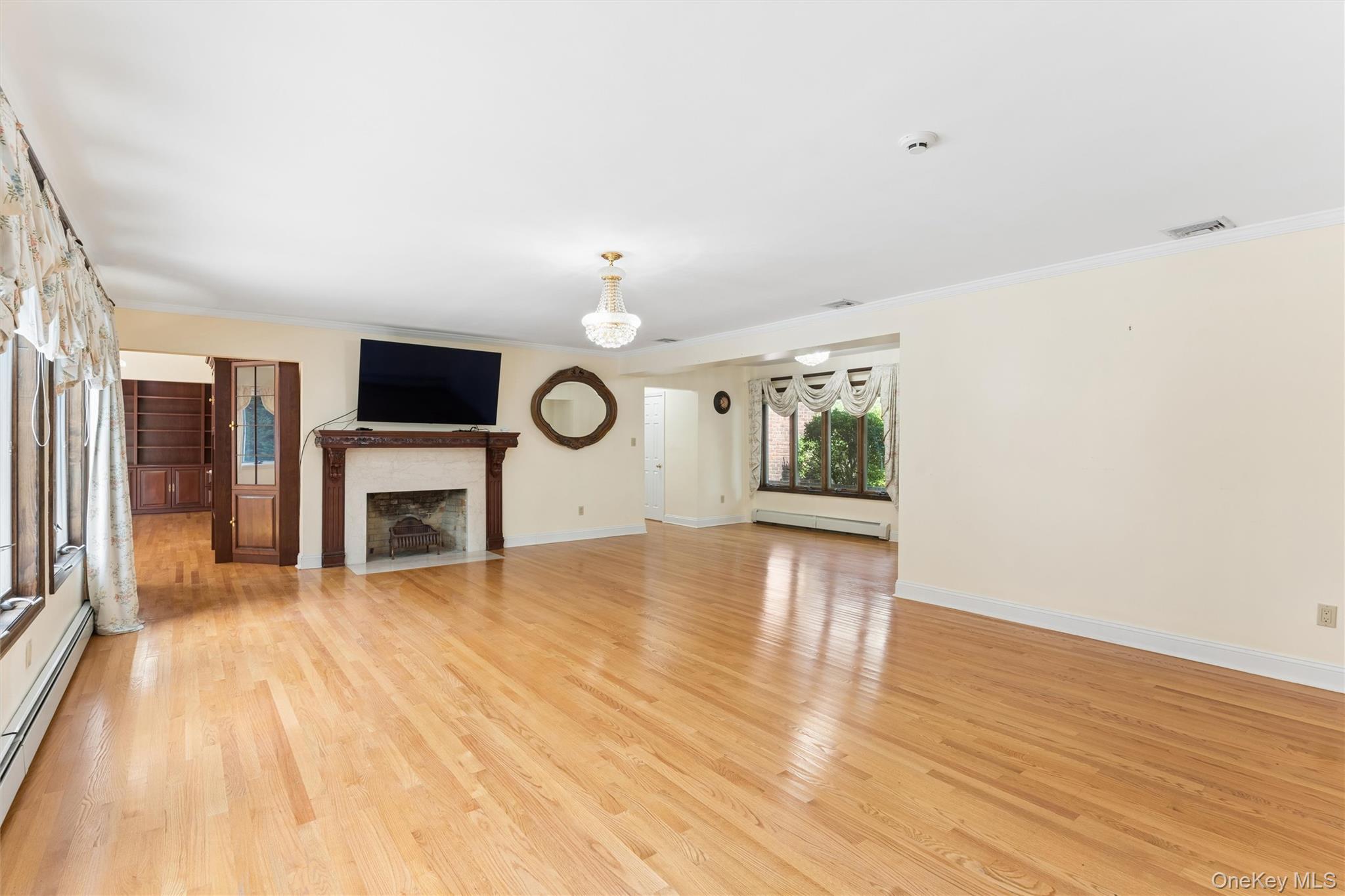 72 Lake End Road