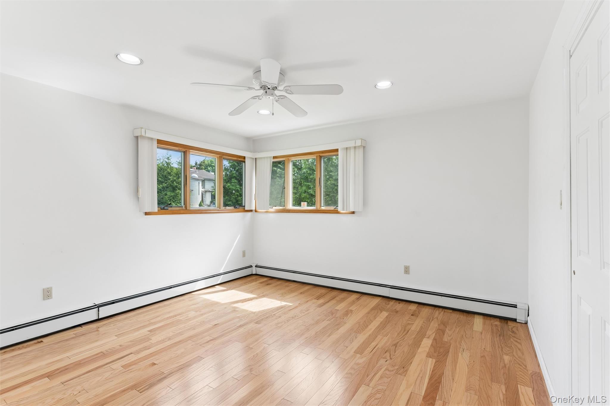 72 Lake End Road