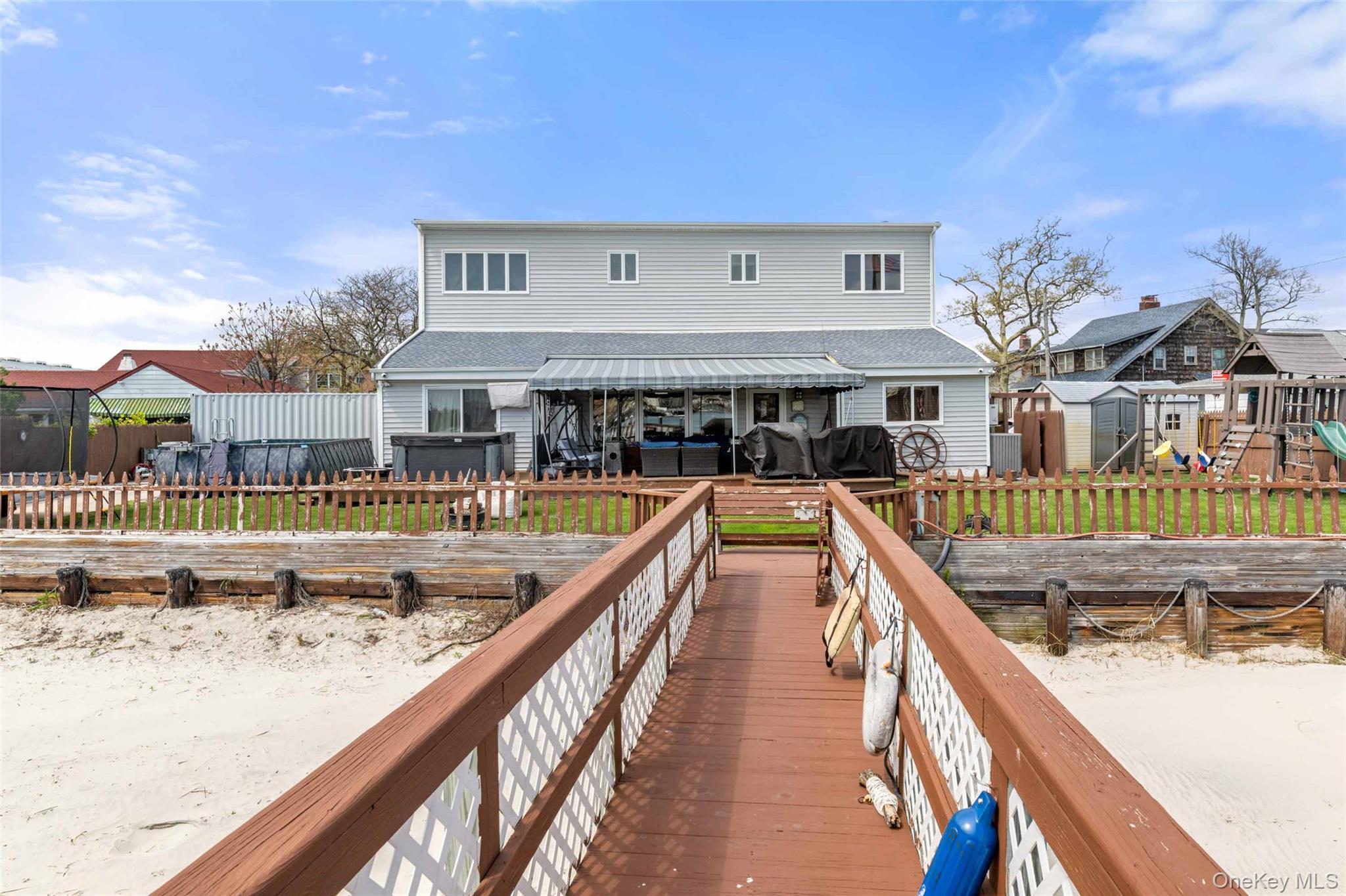 125 Beach 3rd Street