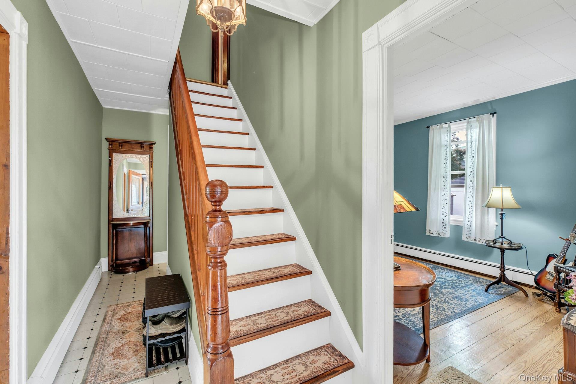 436 Bedell Terrace
