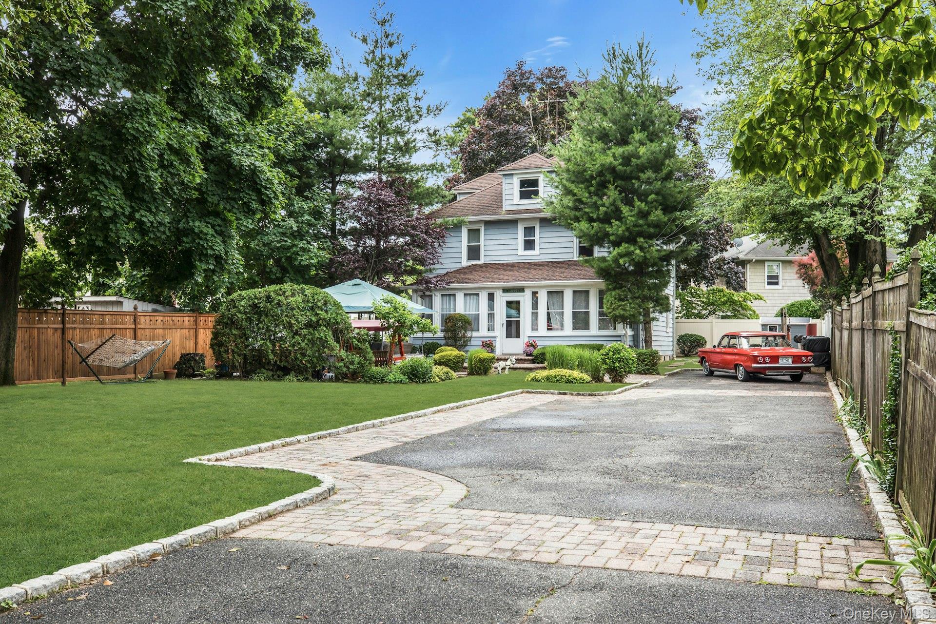 436 Bedell Terrace
