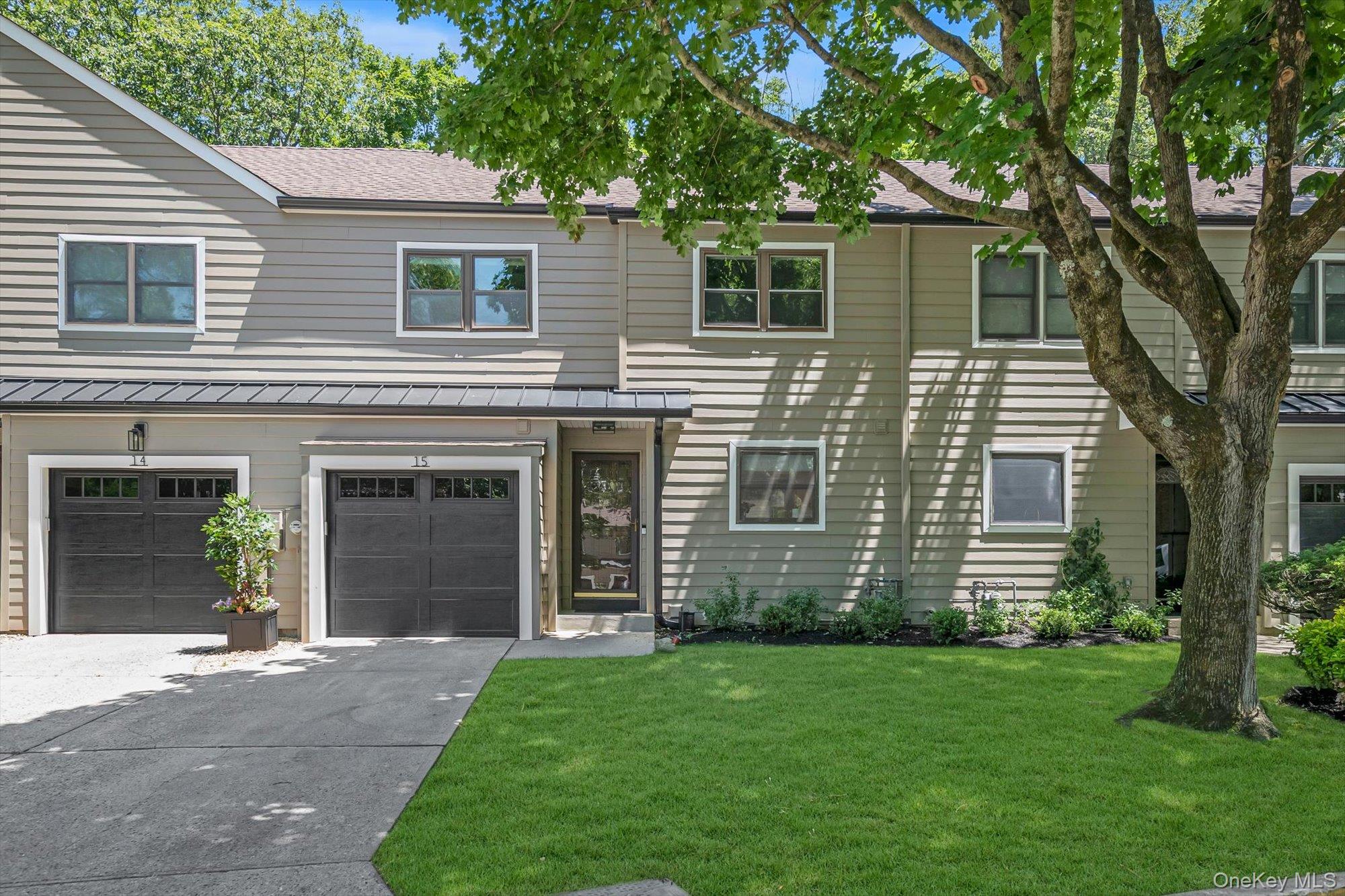 15 High Oaks Court