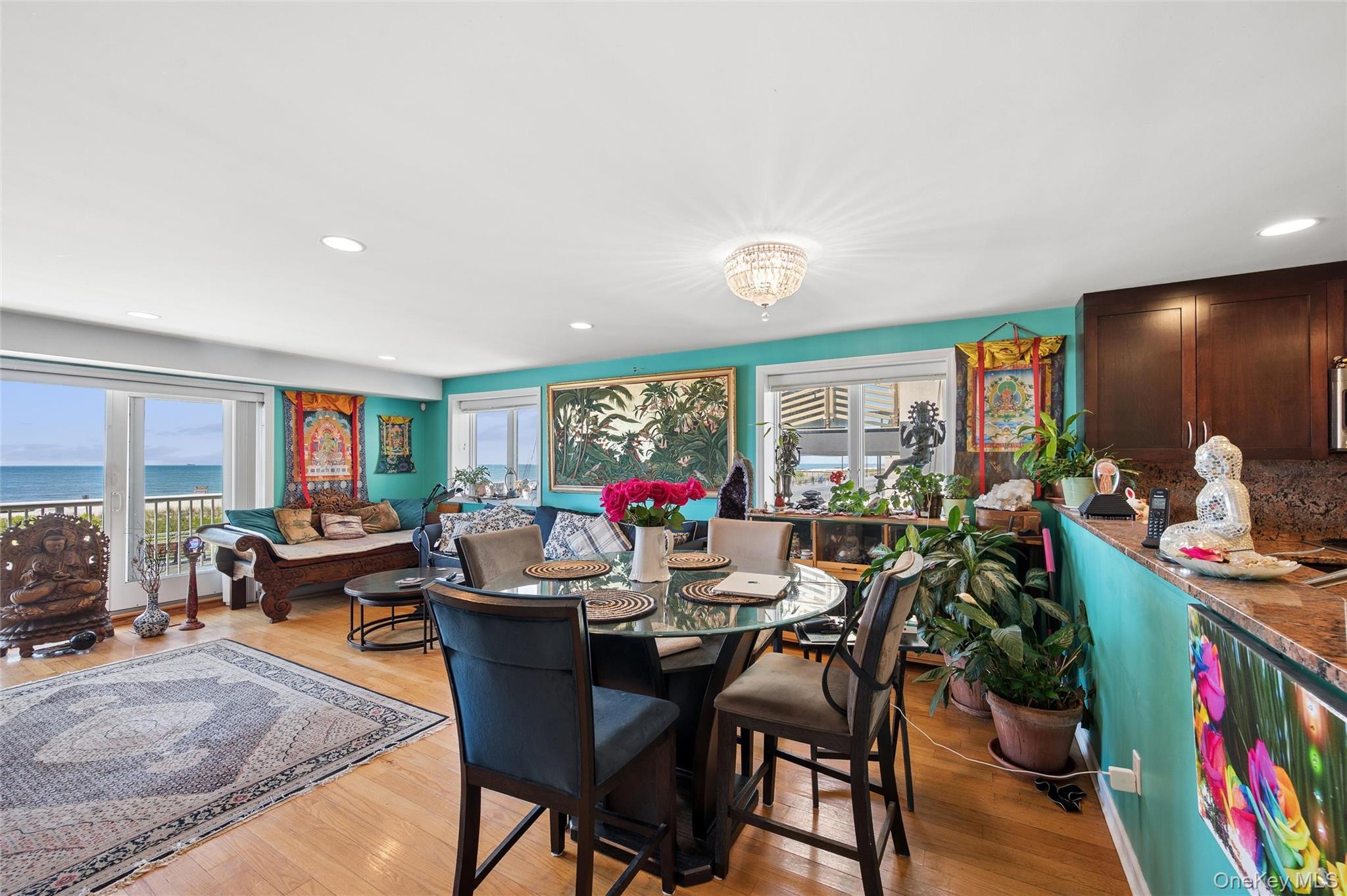 452 Oceanfront Unit: 102