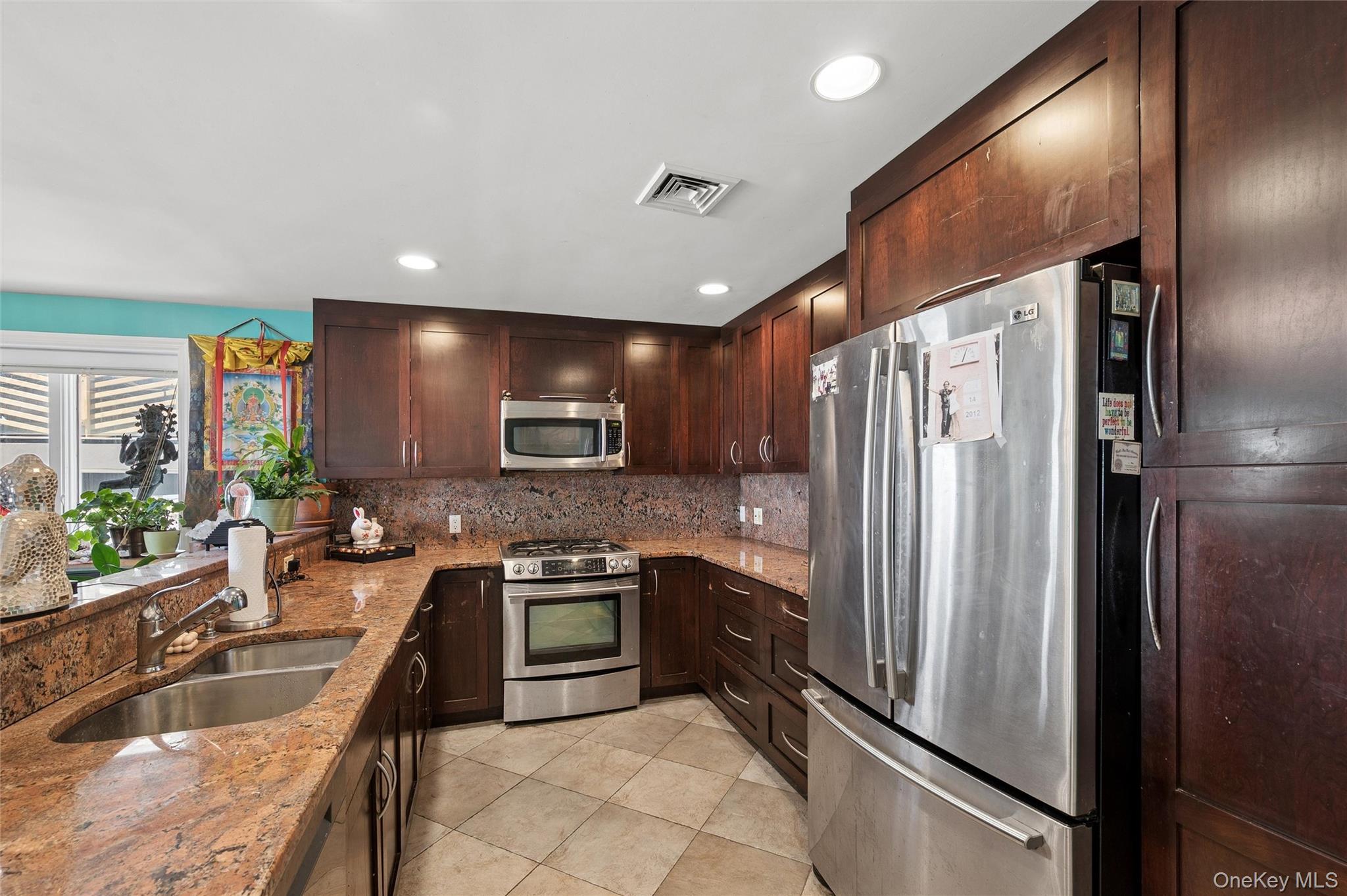 452 Oceanfront Unit: 102