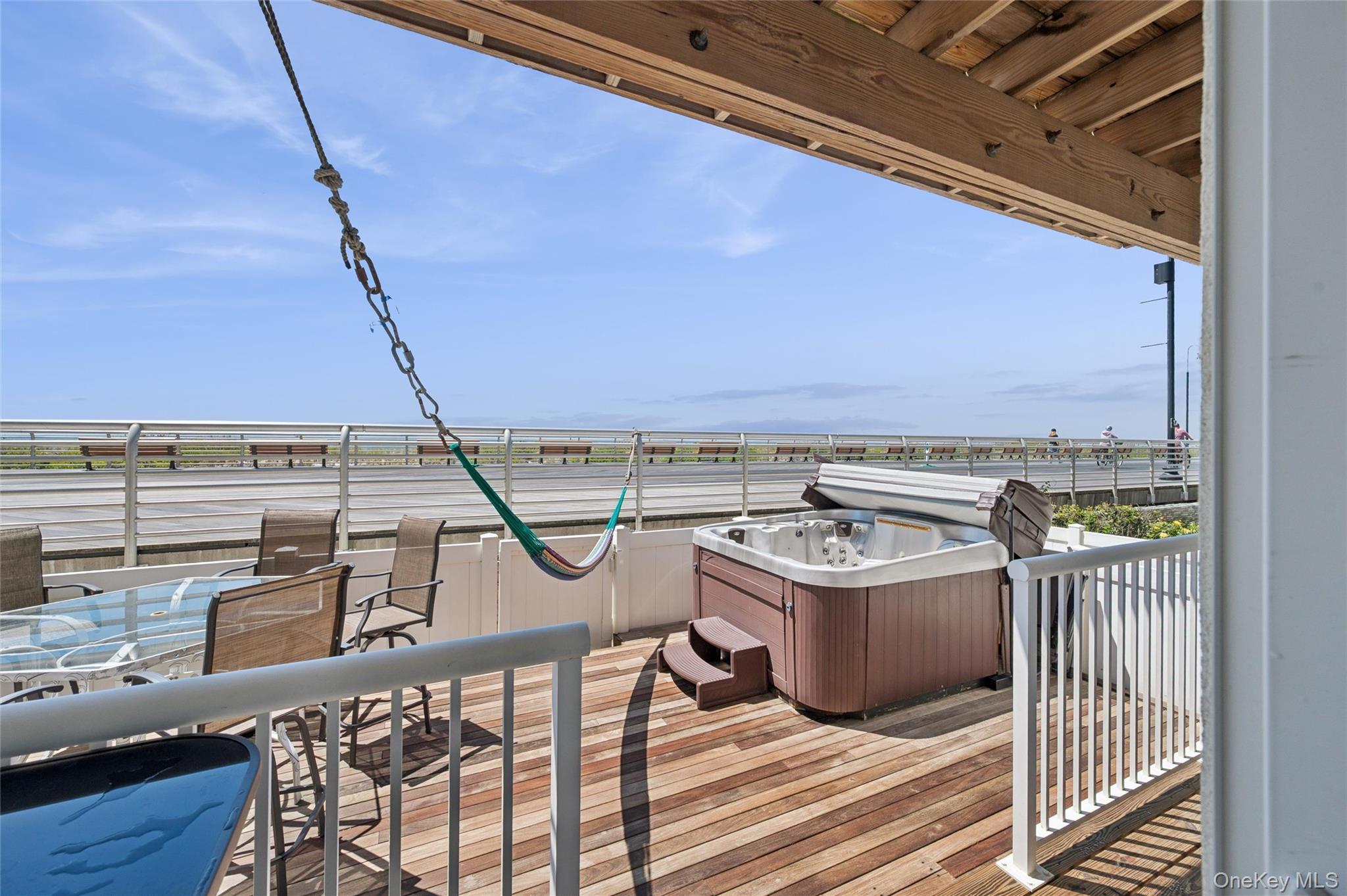 452 Oceanfront Unit: 102