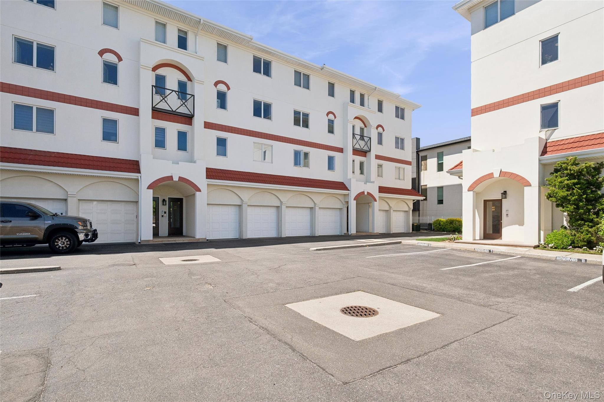 452 Oceanfront Unit: 102