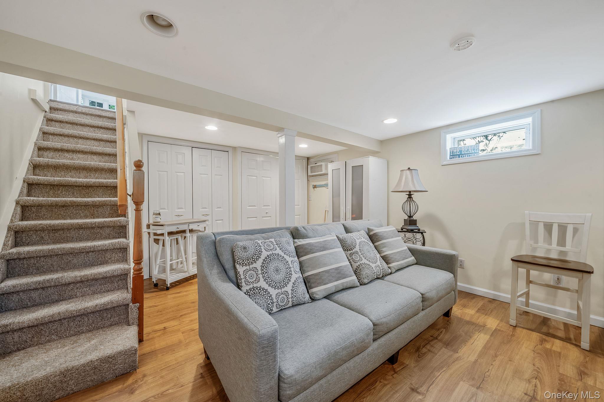 24 Locust Road