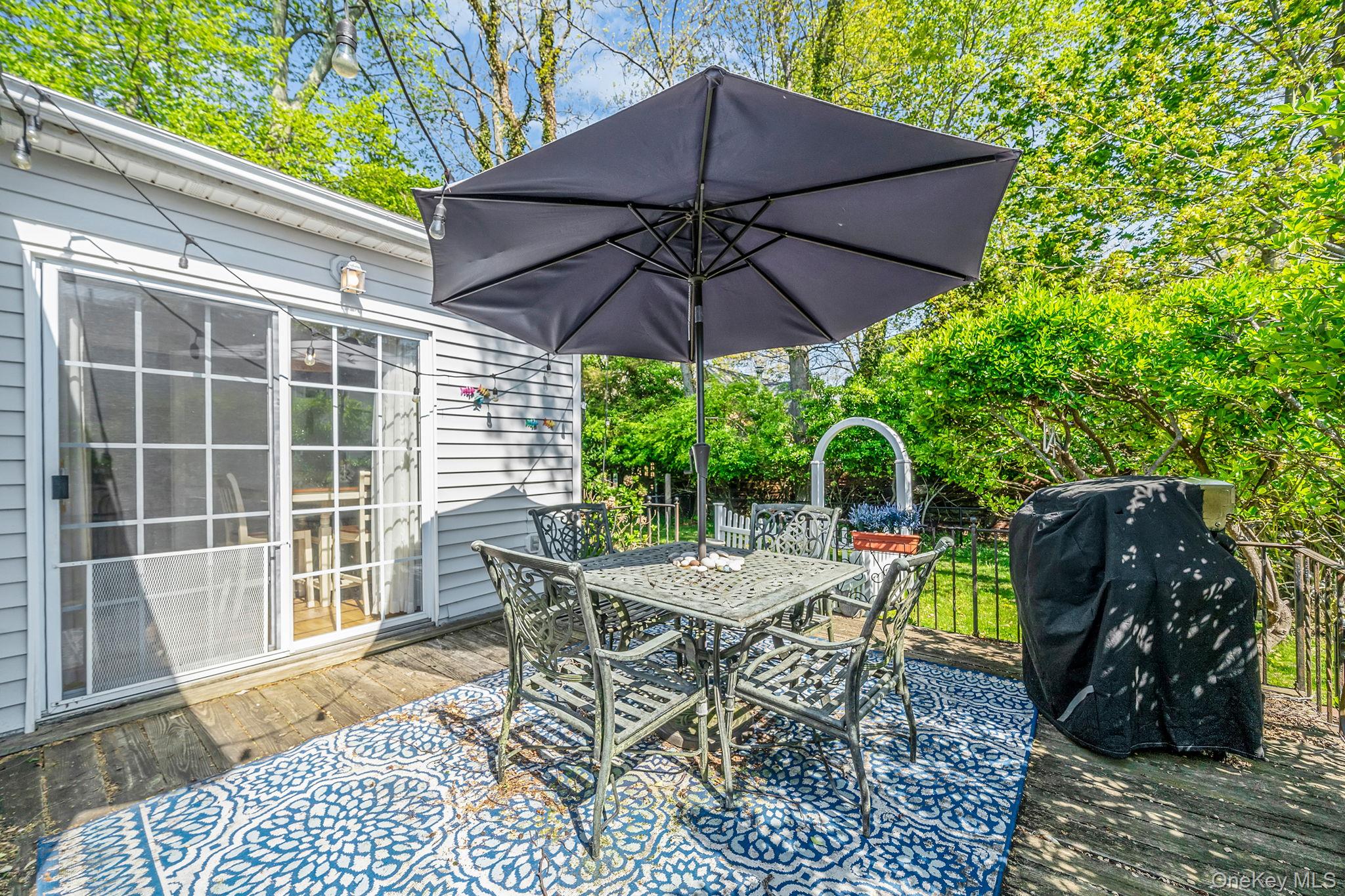 24 Locust Road