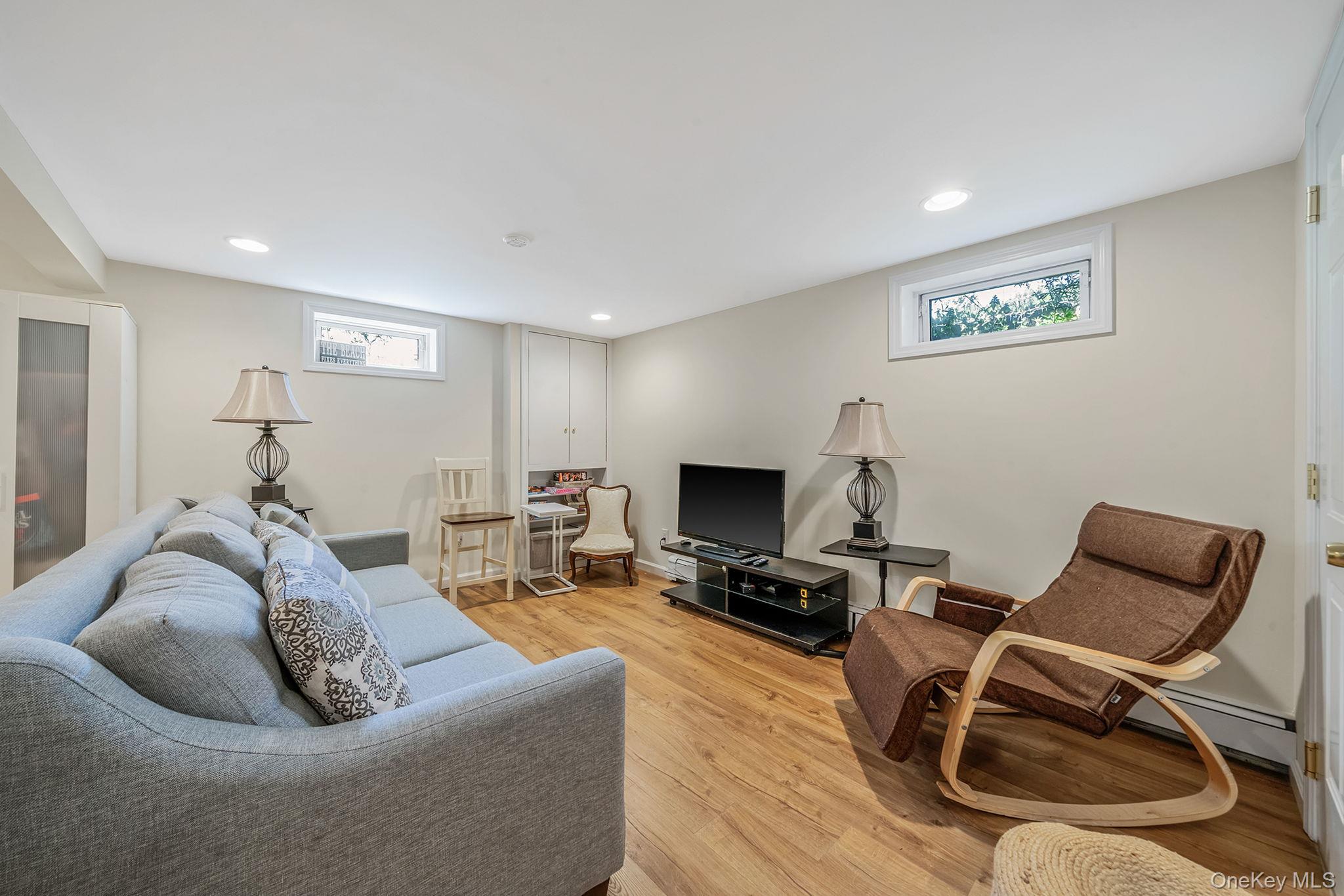 24 Locust Road