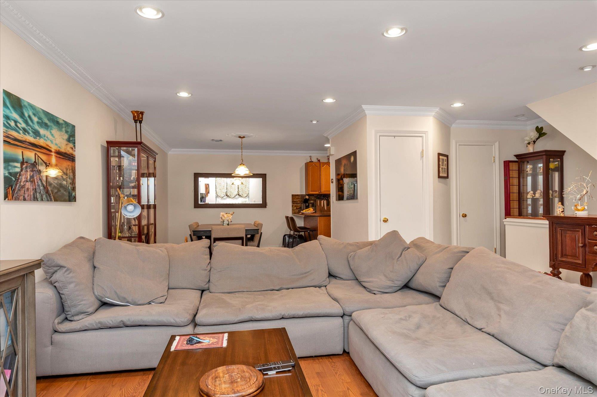 150 I U Willets Road