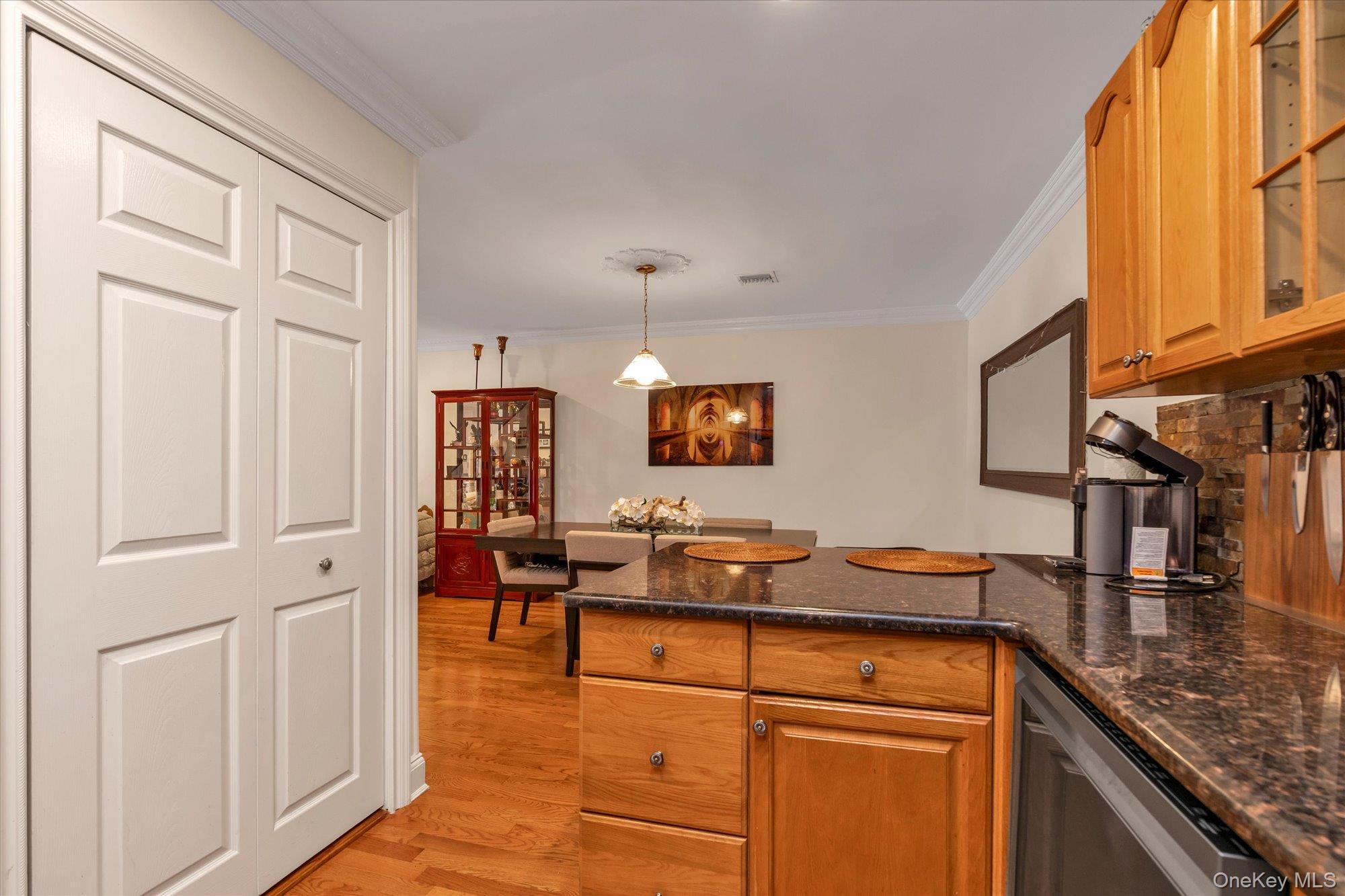 150 I U Willets Road