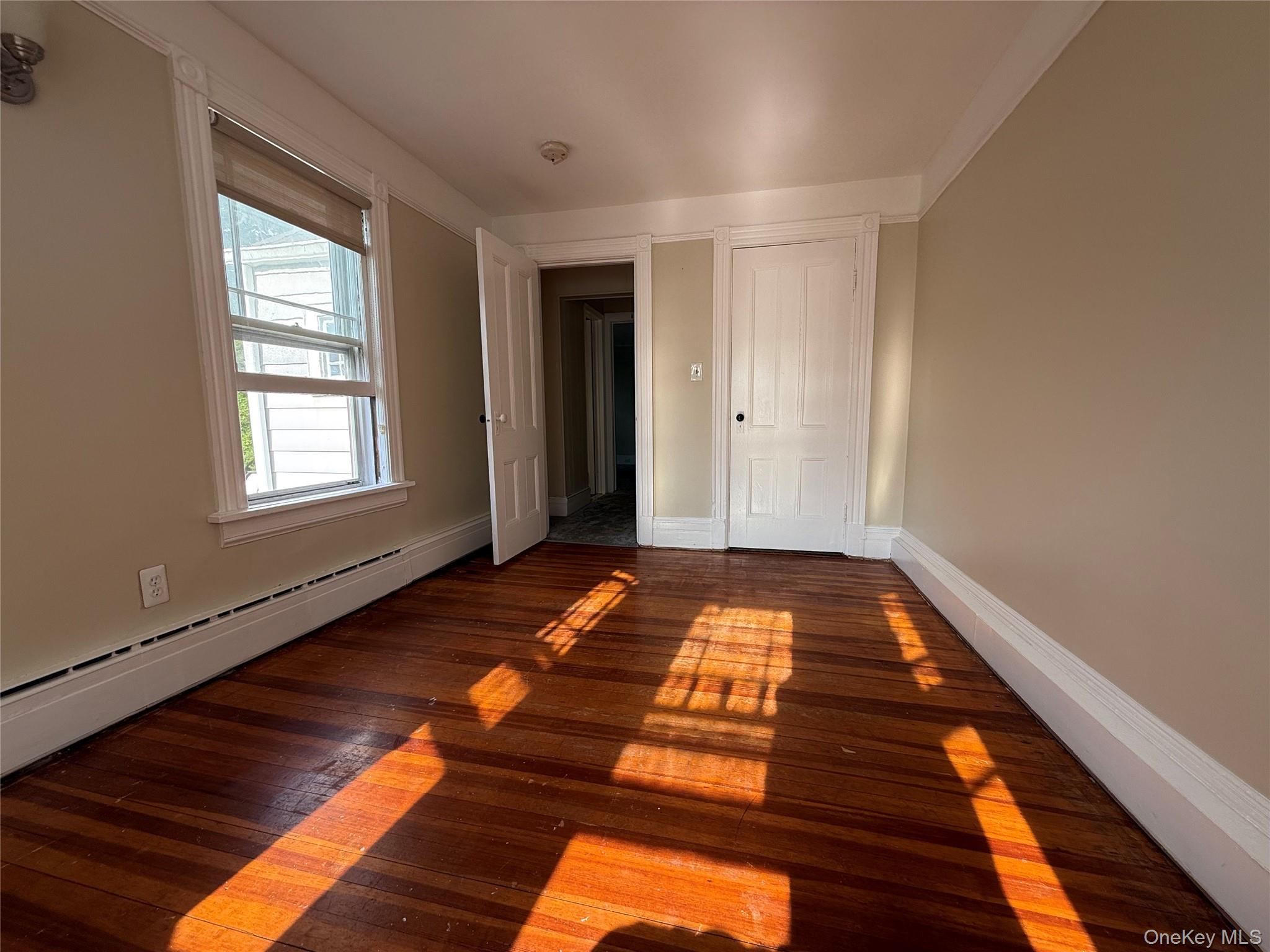 373 Sea Cliff Avenue Unit: 2N