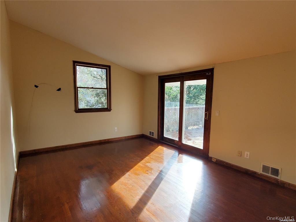 28 Longhorn Lane