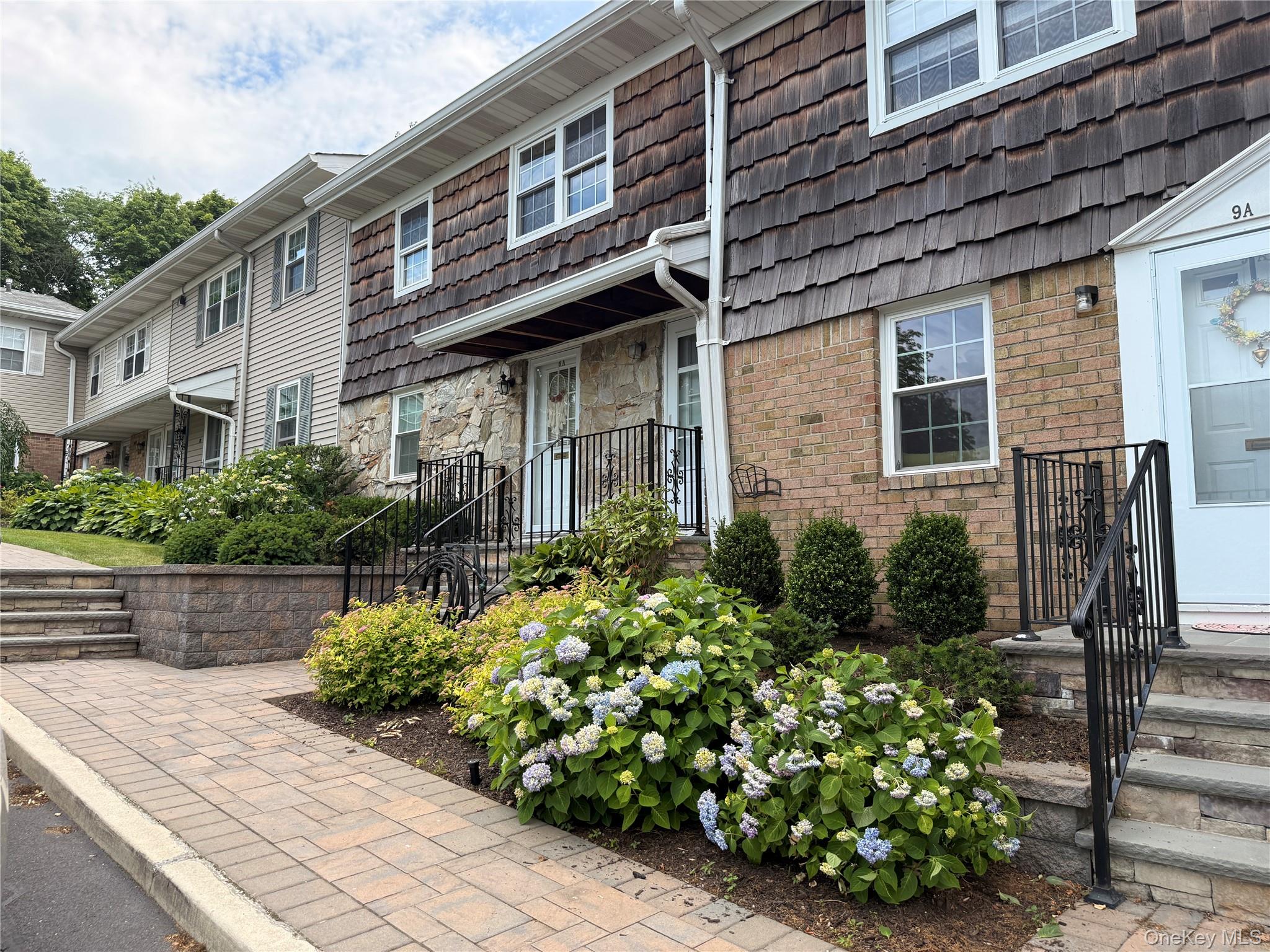 12 Harbour Lane Unit: 8A