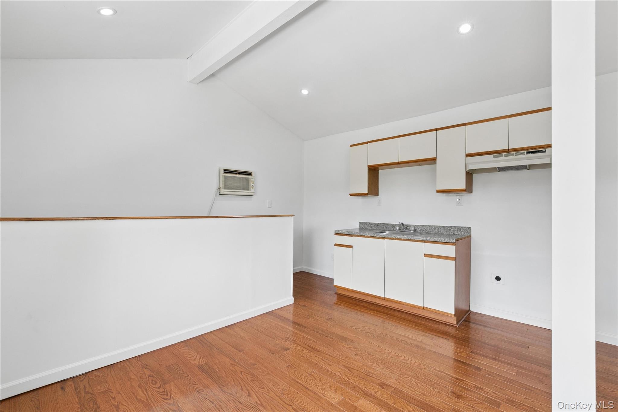 19 Nixon Street