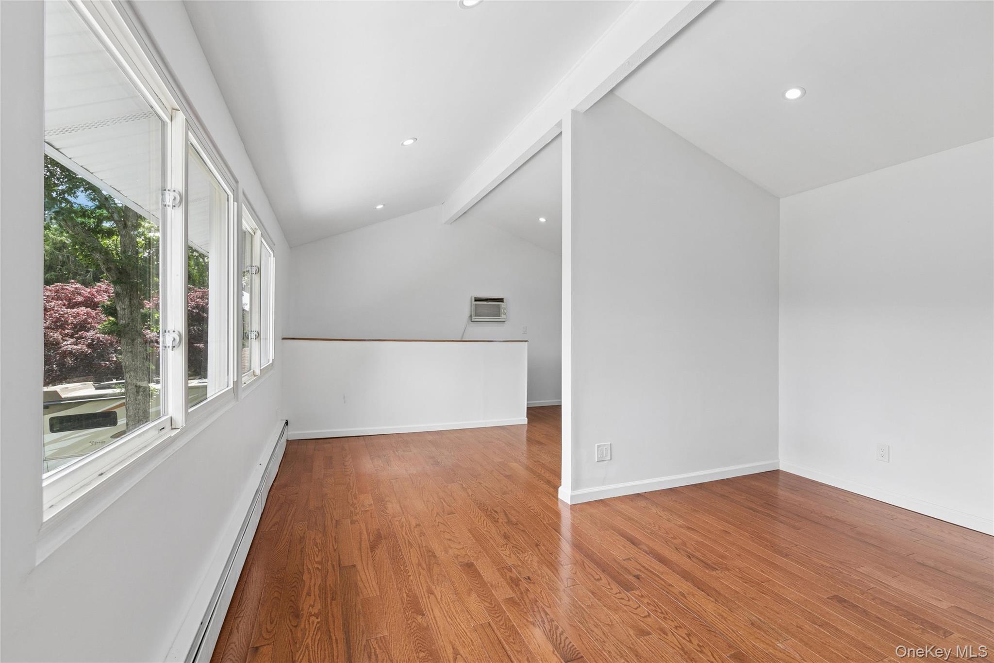 19 Nixon Street