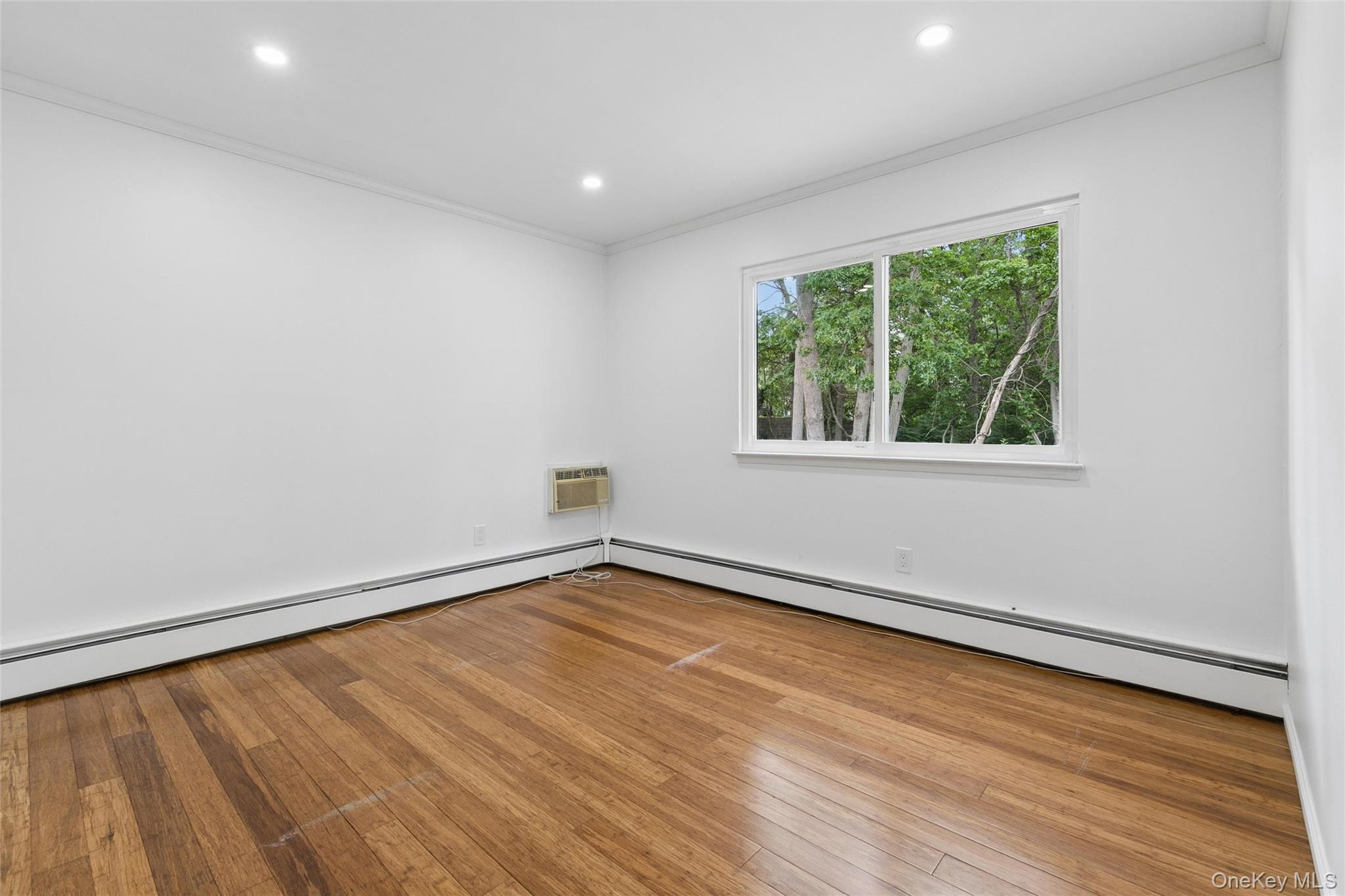 19 Nixon Street