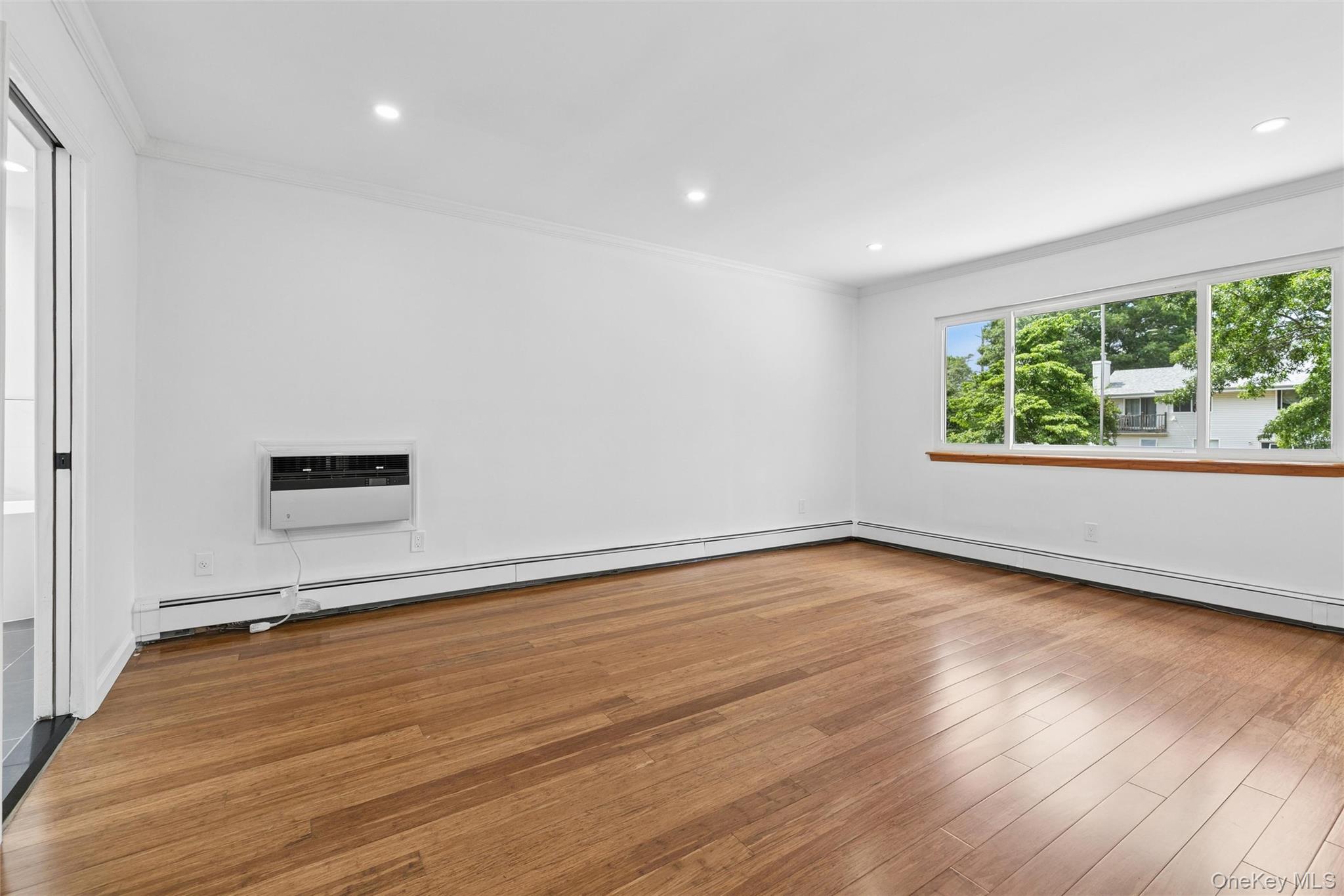 19 Nixon Street