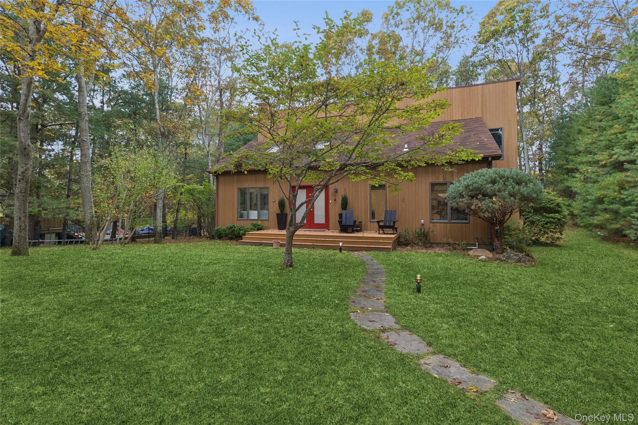 15 Mount Misery Drive
