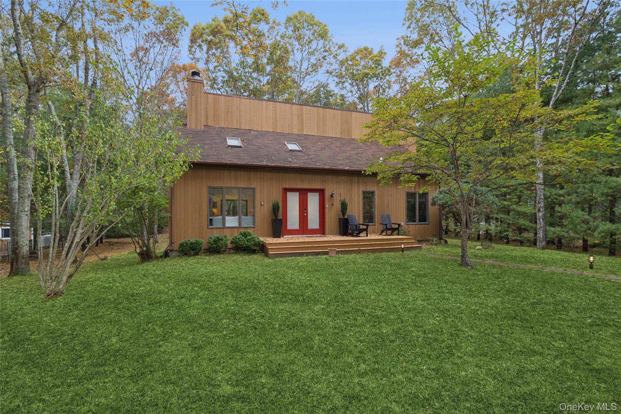 15 Mount Misery Drive