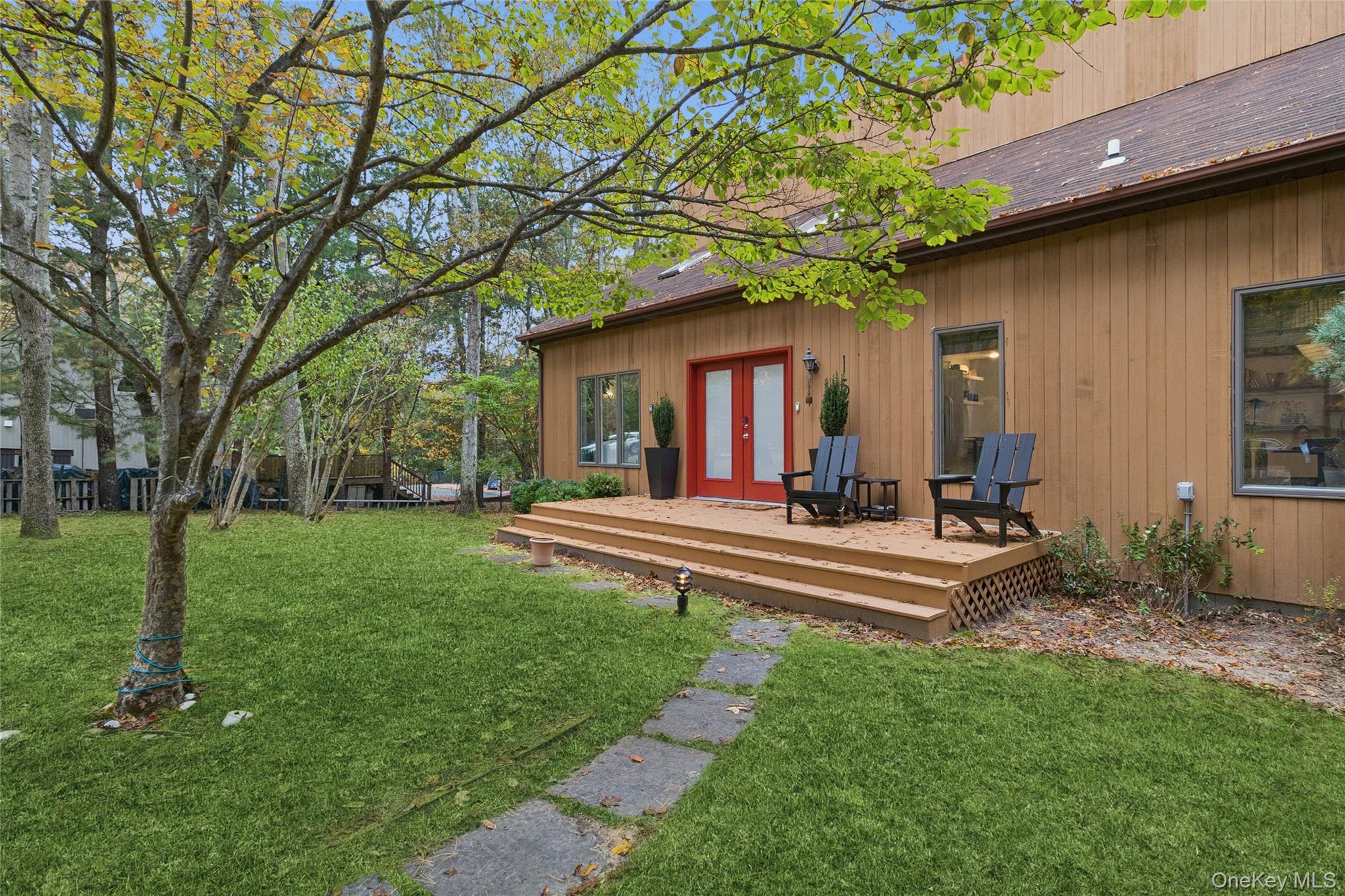 15 Mount Misery Drive