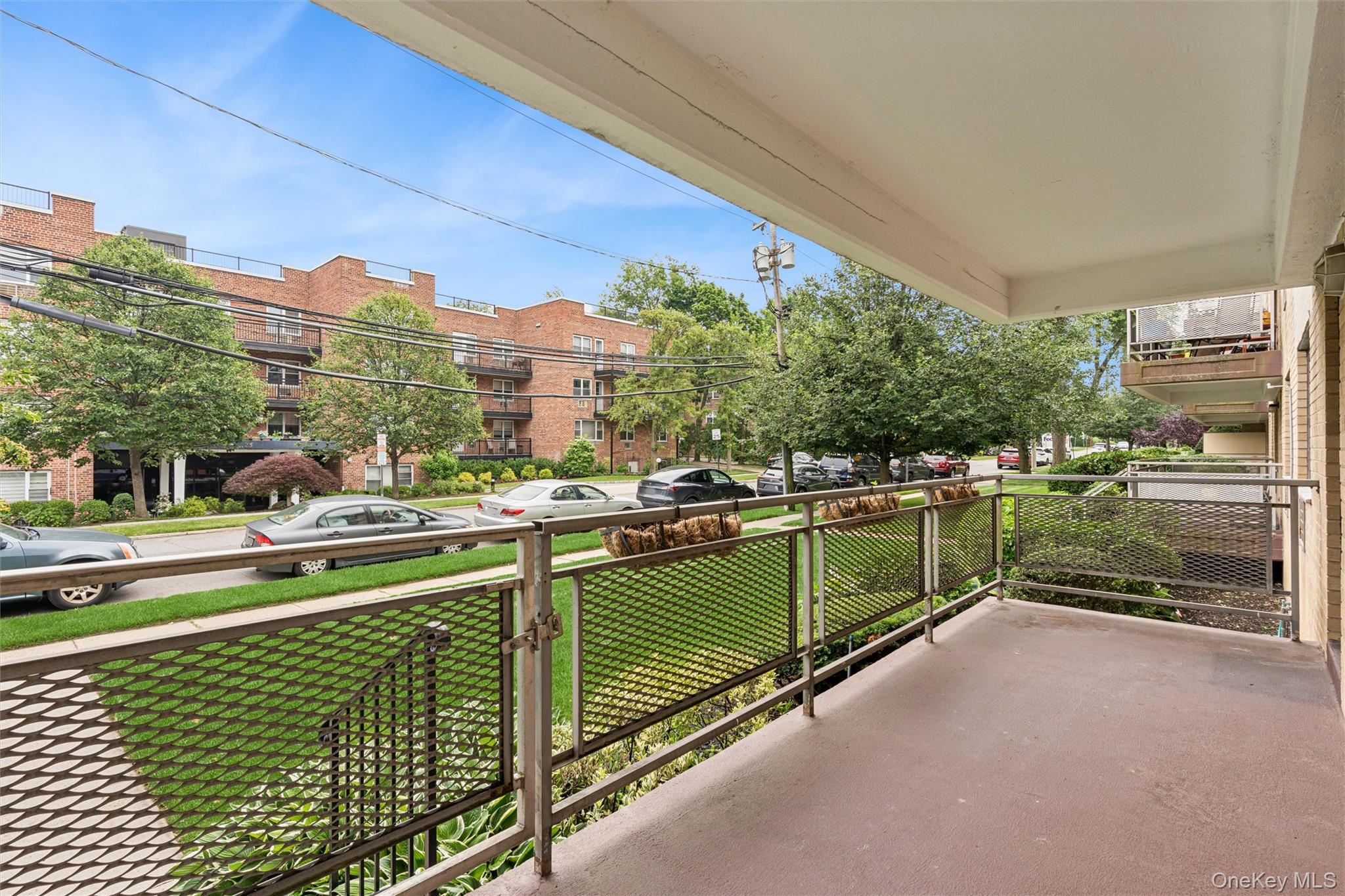 40 Stoner Avenue Unit: 1R
