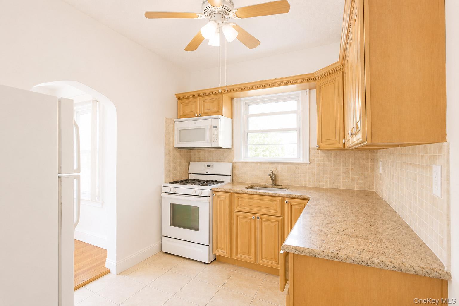 15 W Walnut Street