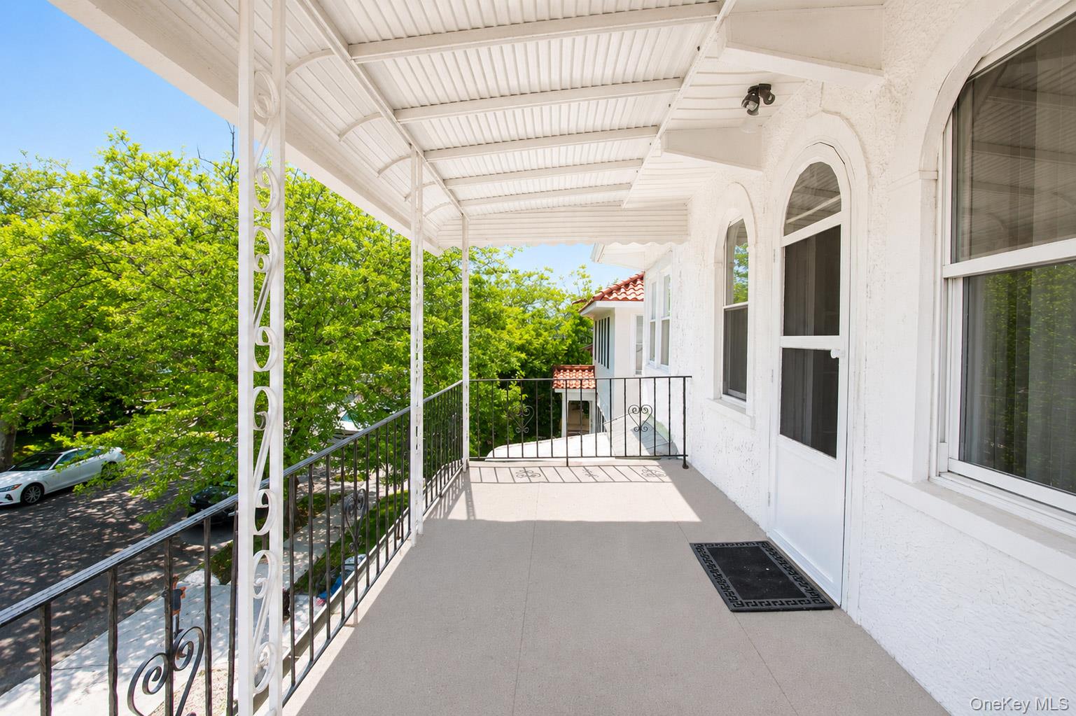 15 W Walnut Street