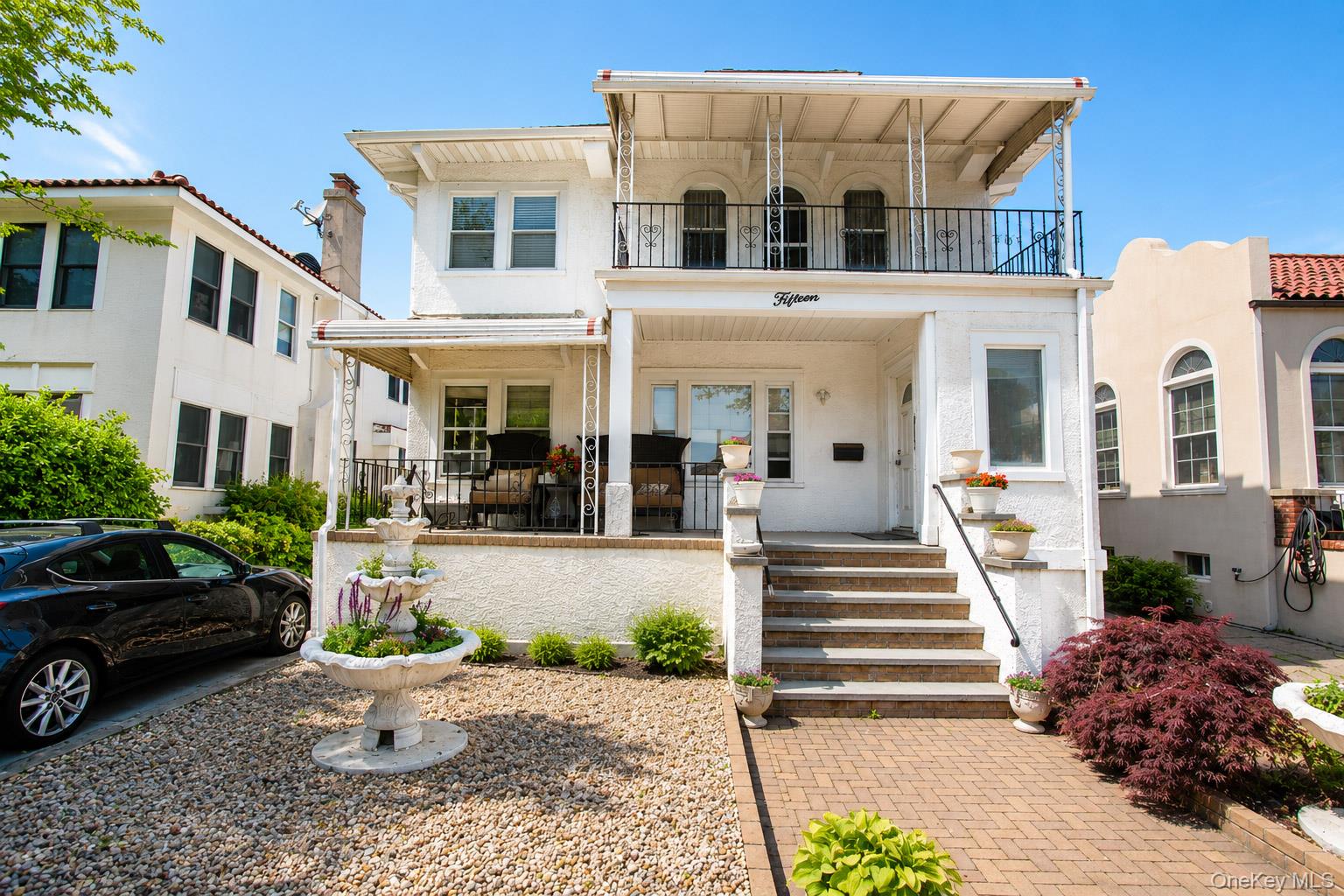 15 W Walnut Street