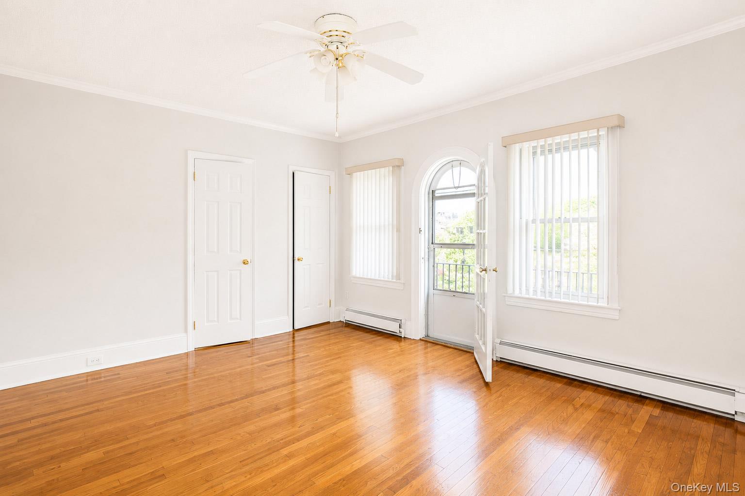 15 W Walnut Street
